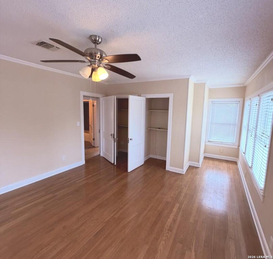 707 N PINE ST, San Antonio, TX 78202