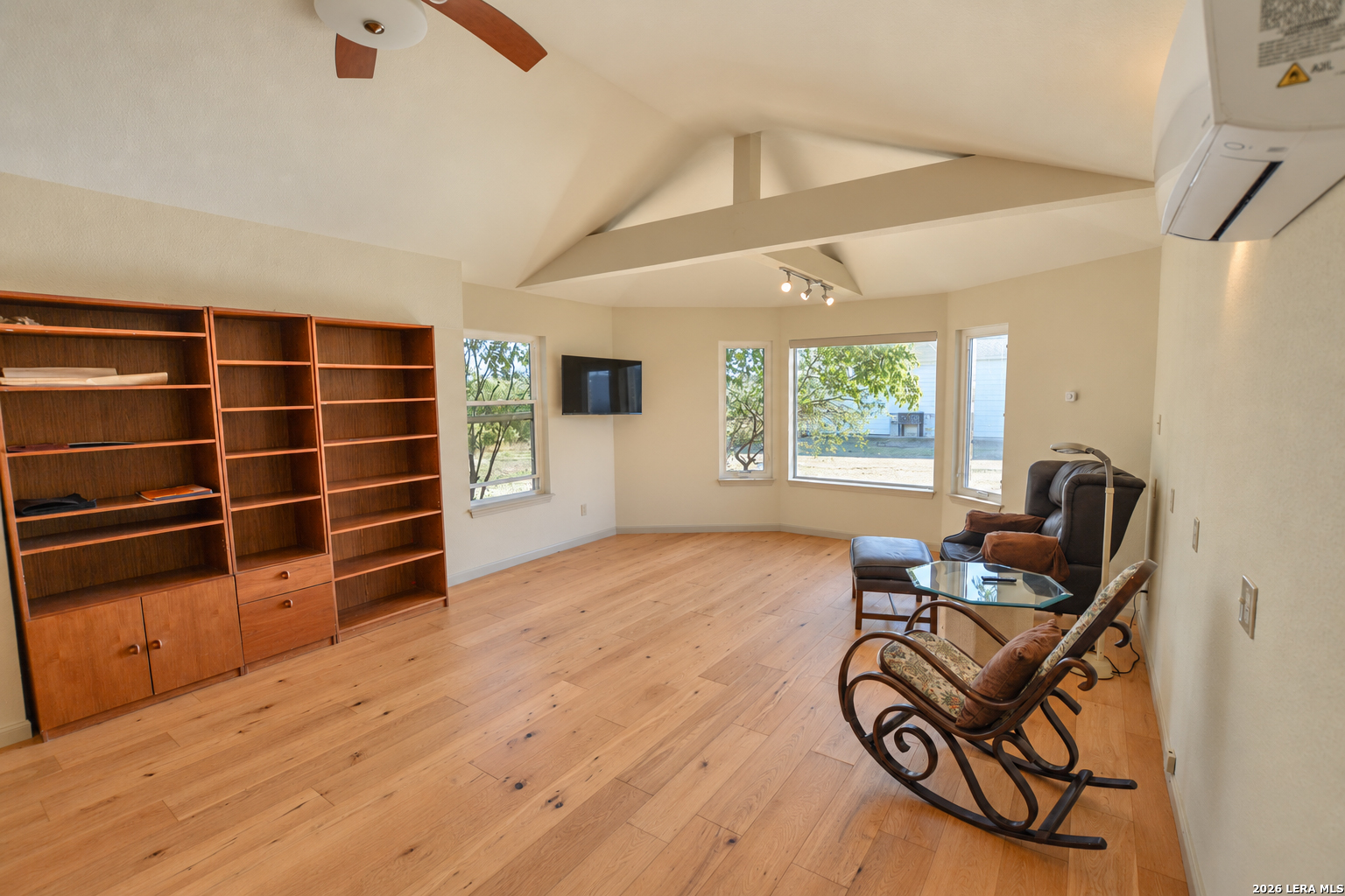 127 CAMP ALZAFAR RD, Boerne, TX 78006