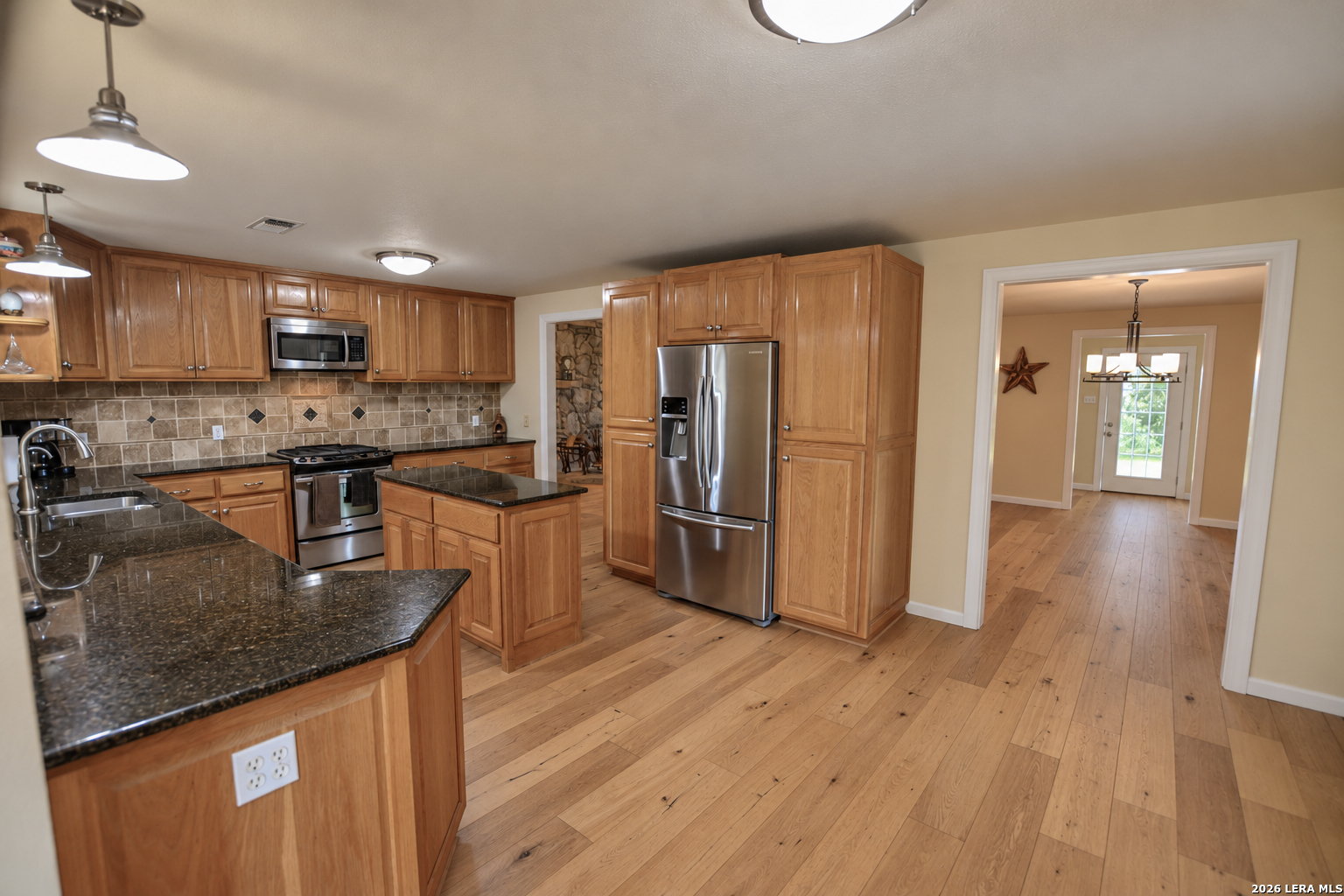 127 CAMP ALZAFAR RD, Boerne, TX 78006