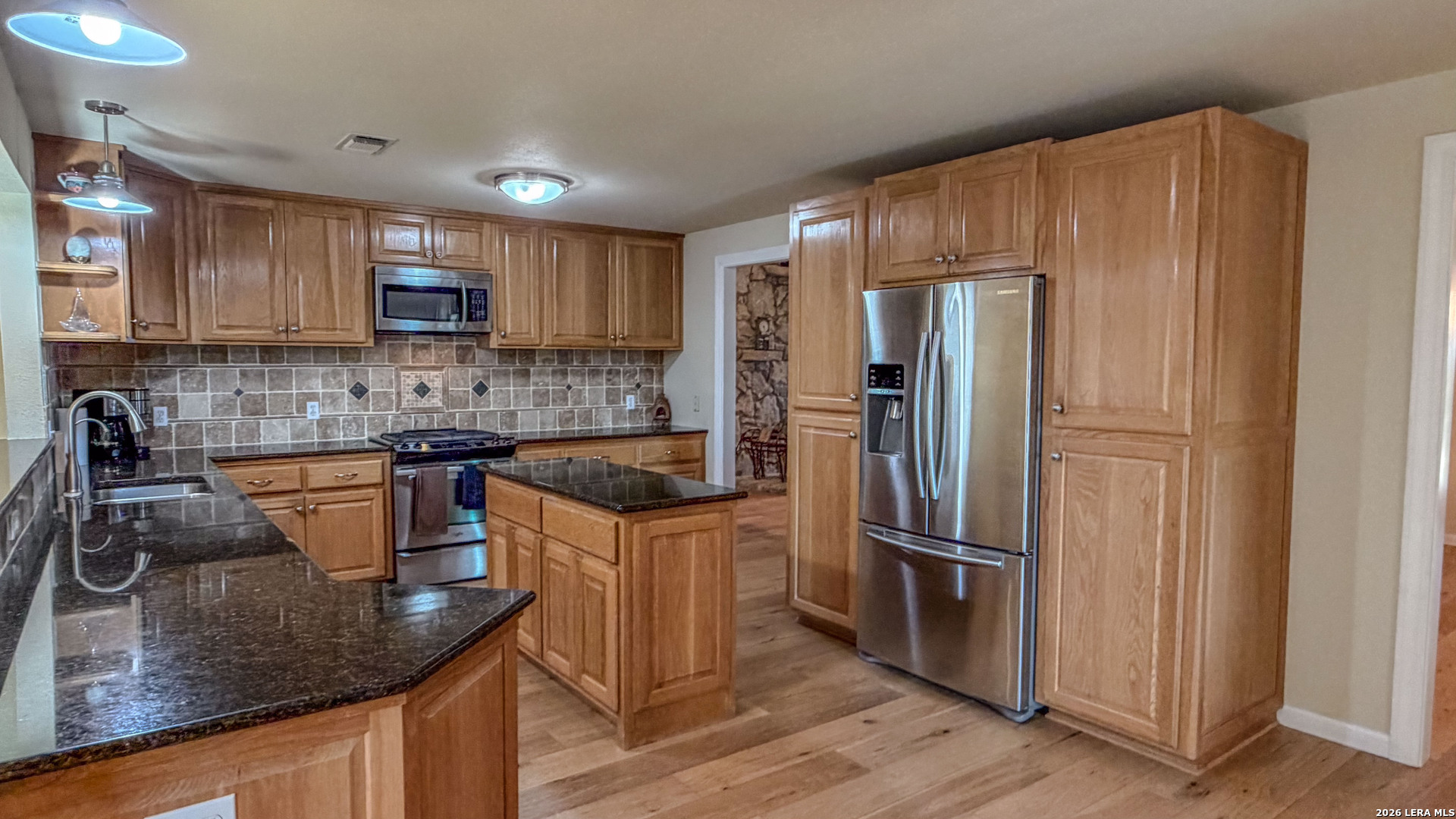 127 CAMP ALZAFAR RD, Boerne, TX 78006
