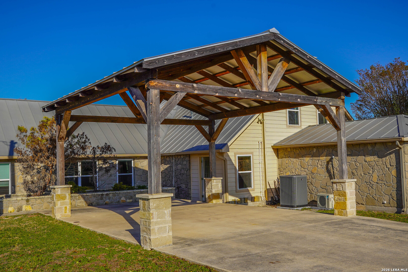 127 CAMP ALZAFAR RD, Boerne, TX 78006