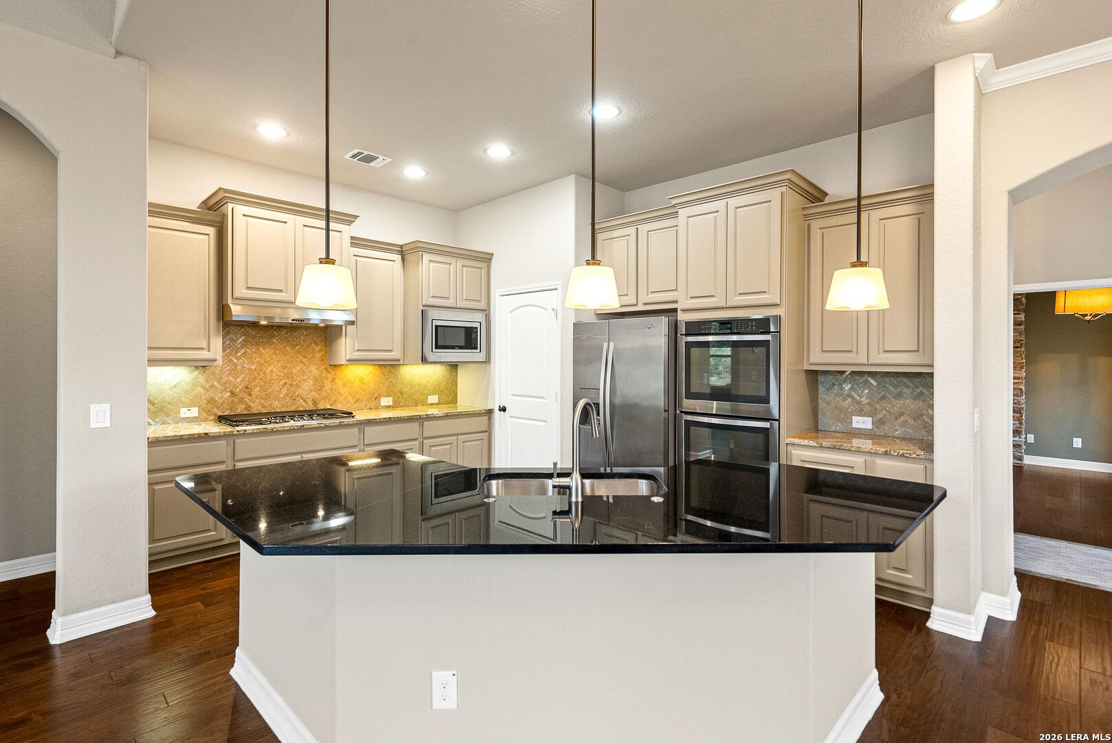 28105 Bass Knl, San Antonio, TX 78260