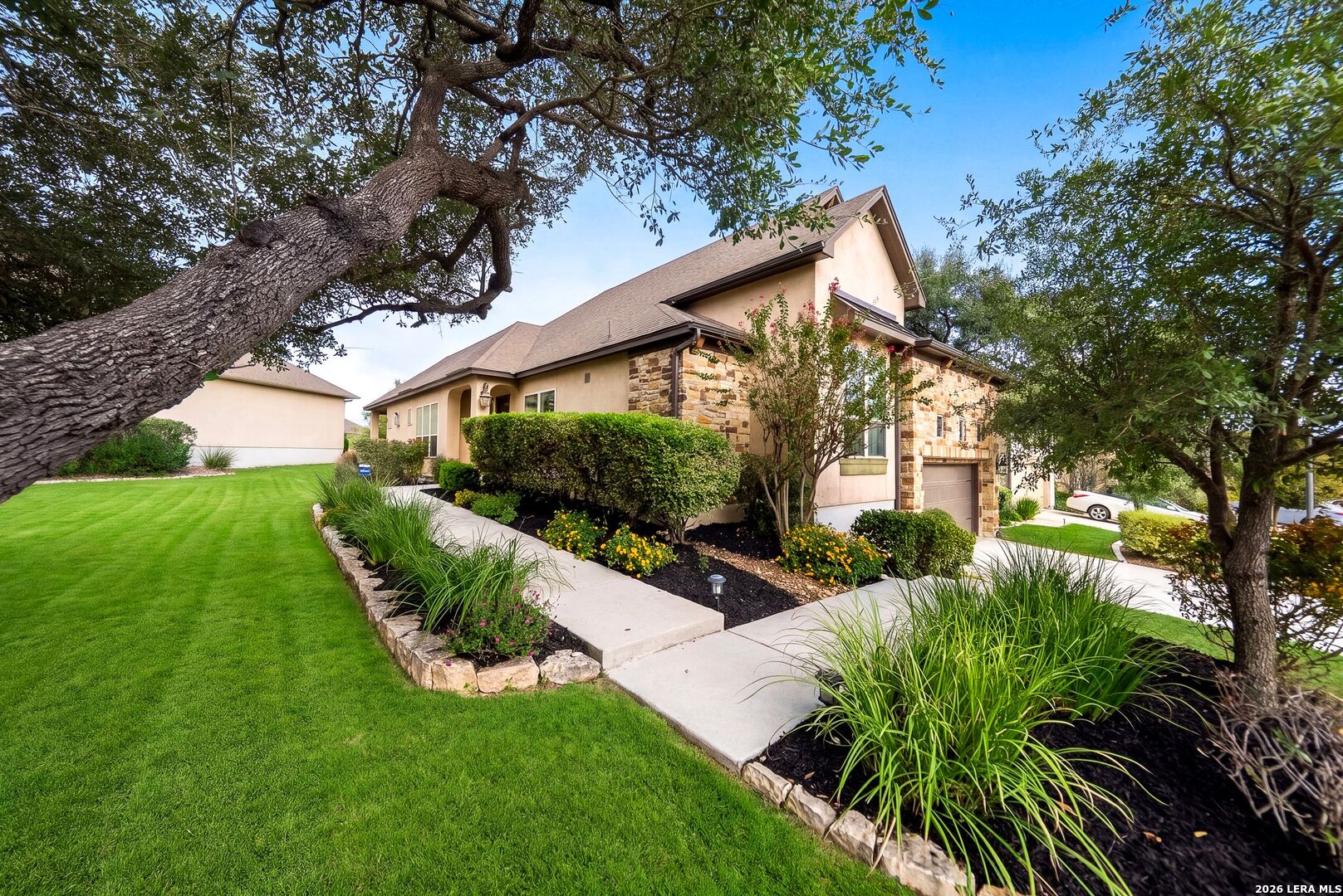 Photo 3 of Single family home for sale at 28105 Bass Knl, San Antonio, TX 78260 | MLS# 2027022 | Listing updated on 2026-10-29