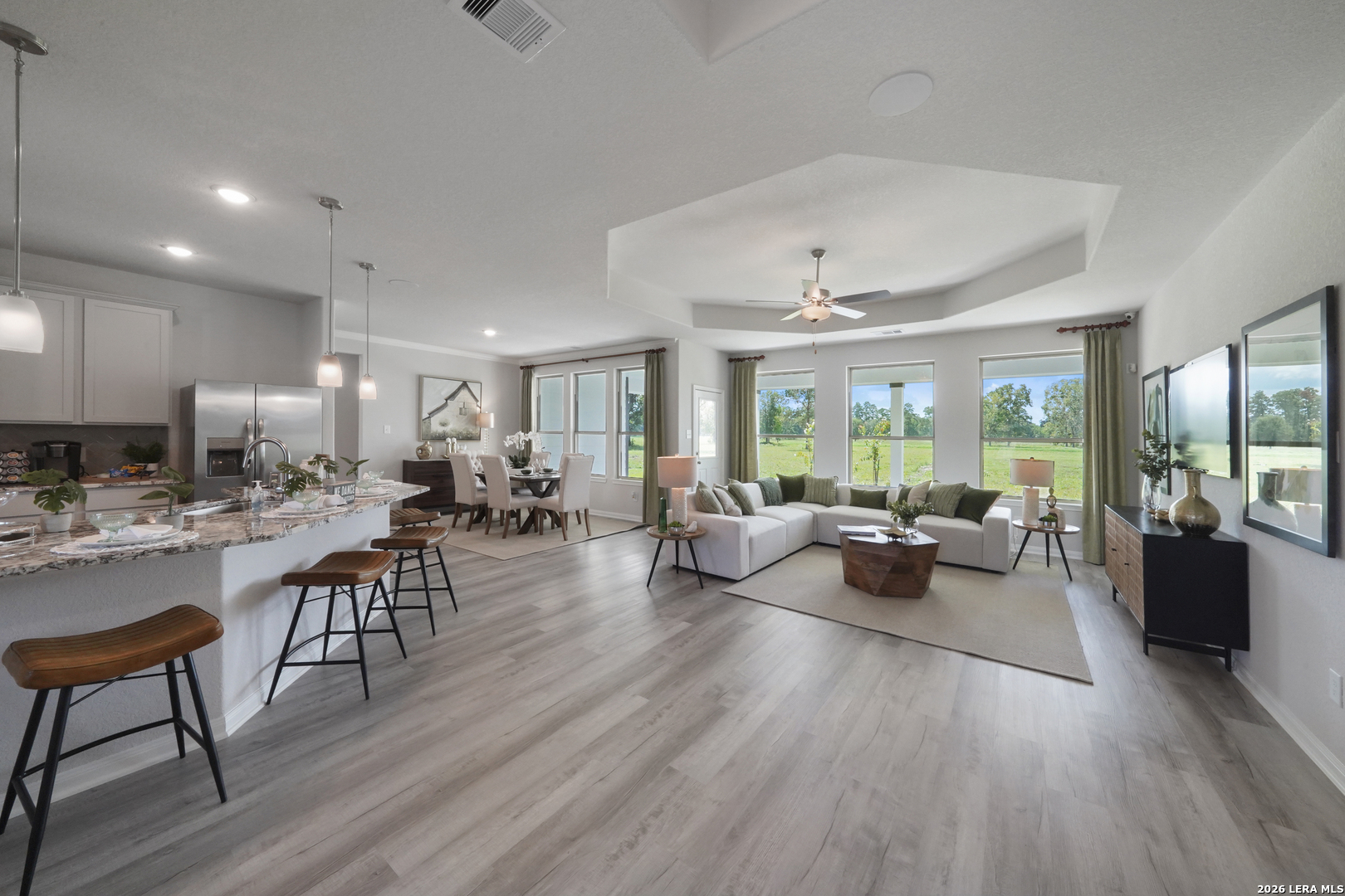 101 Firewheel Loop, Floresville, TX 78114