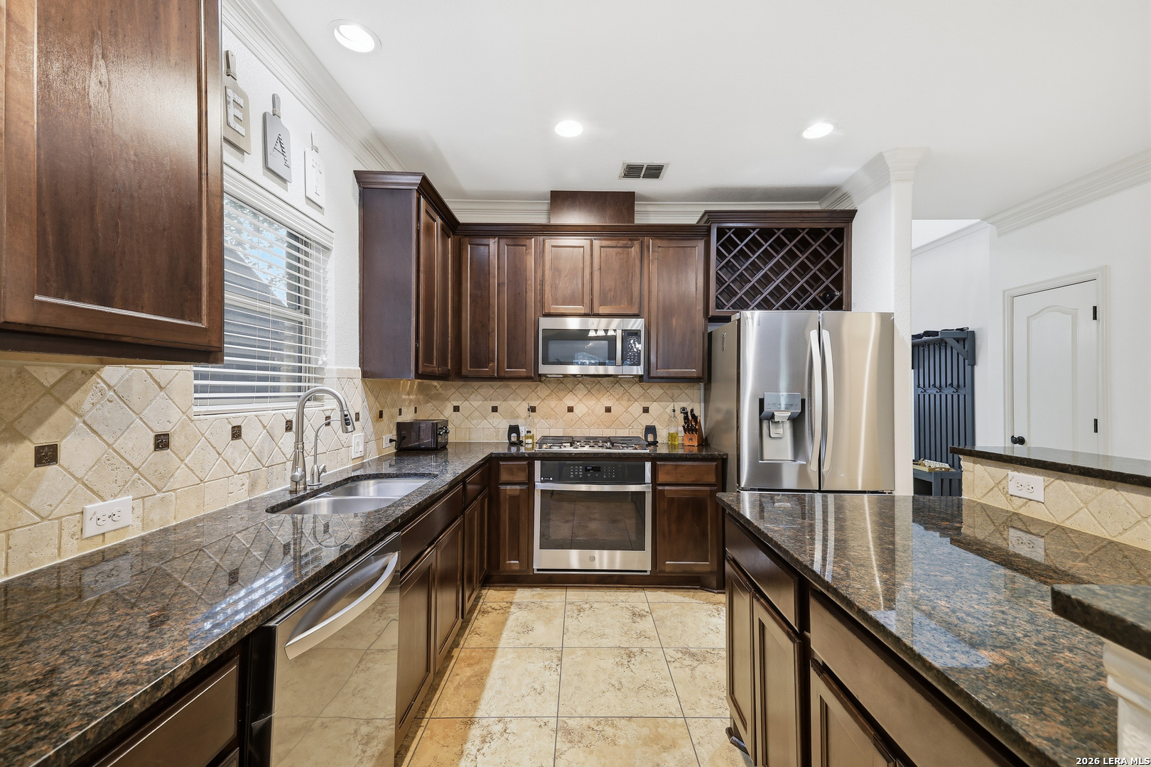 24510 Glass Canyon, San Antonio, TX 78260