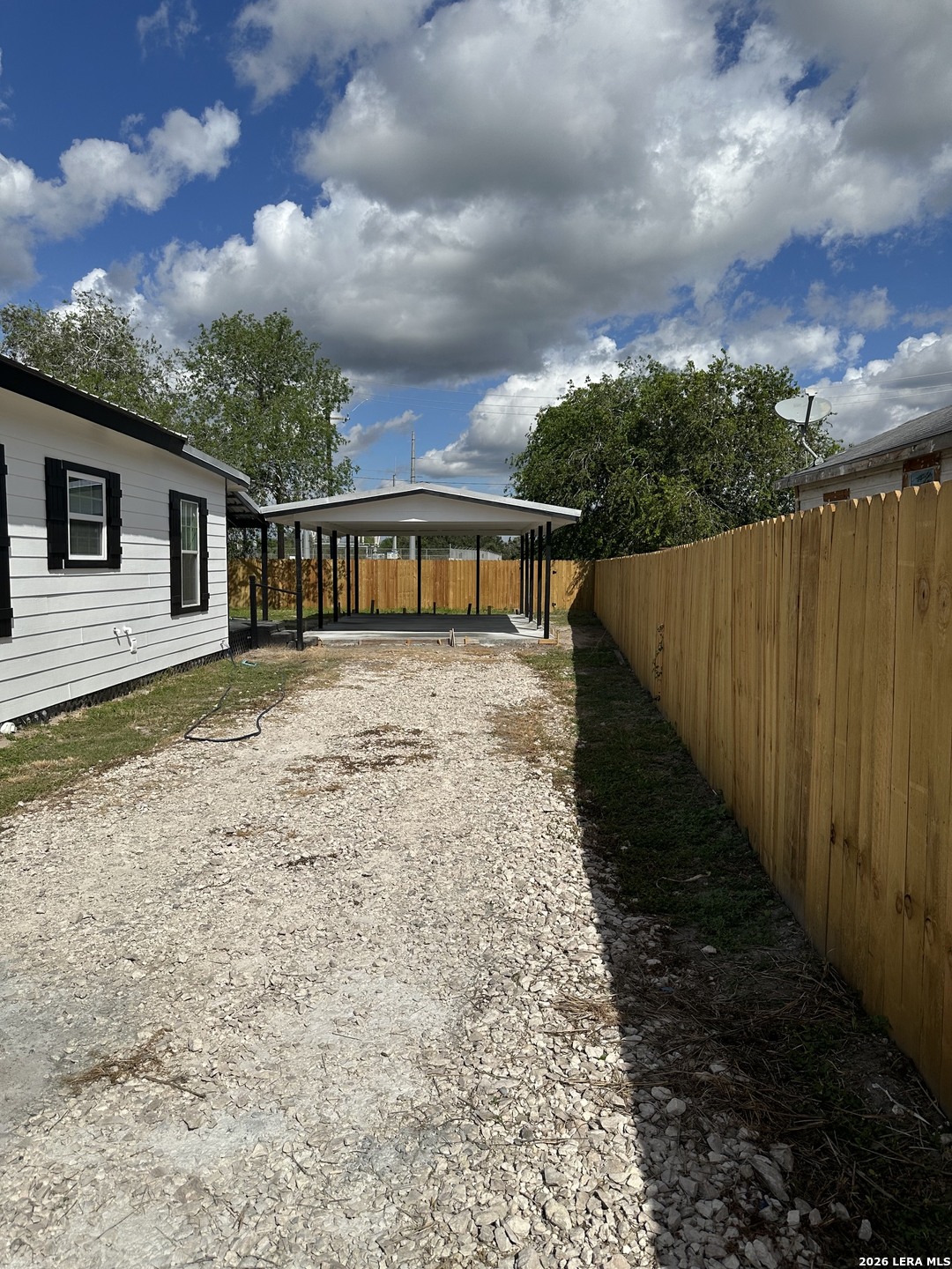 304 County Road 1196, Sinton, TX 78387