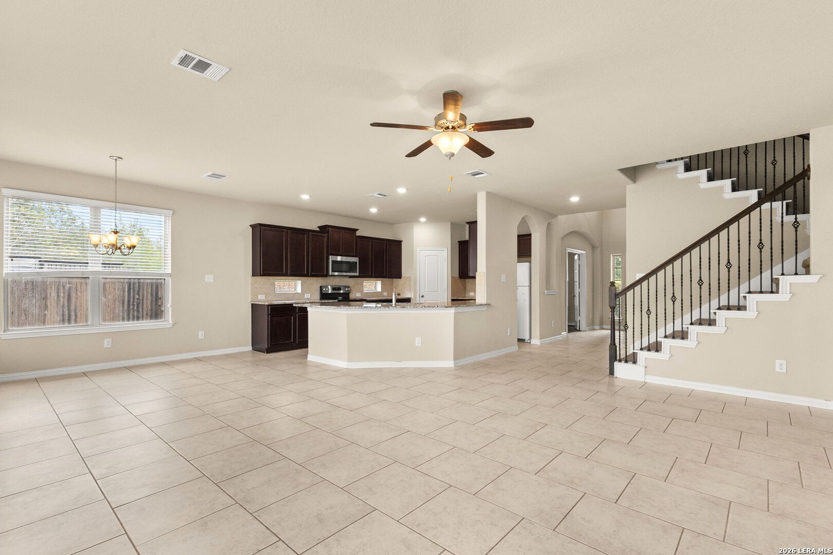 5613 CROSS OVER RD, New Braunfels, TX 78132