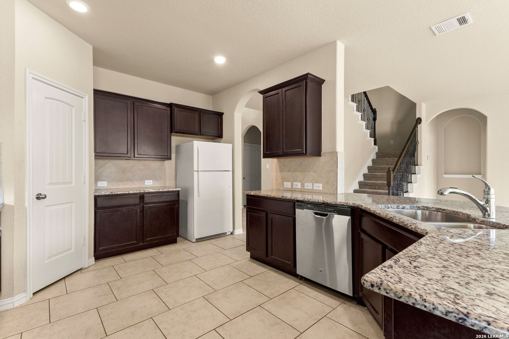 5613 CROSS OVER RD, New Braunfels, TX 78132