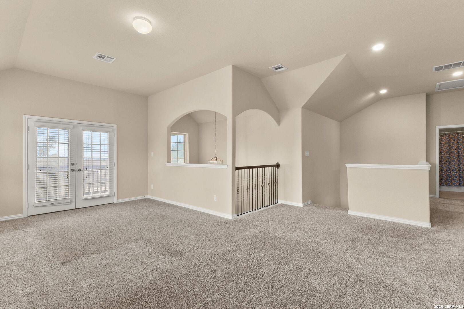 5613 CROSS OVER RD, New Braunfels, TX 78132