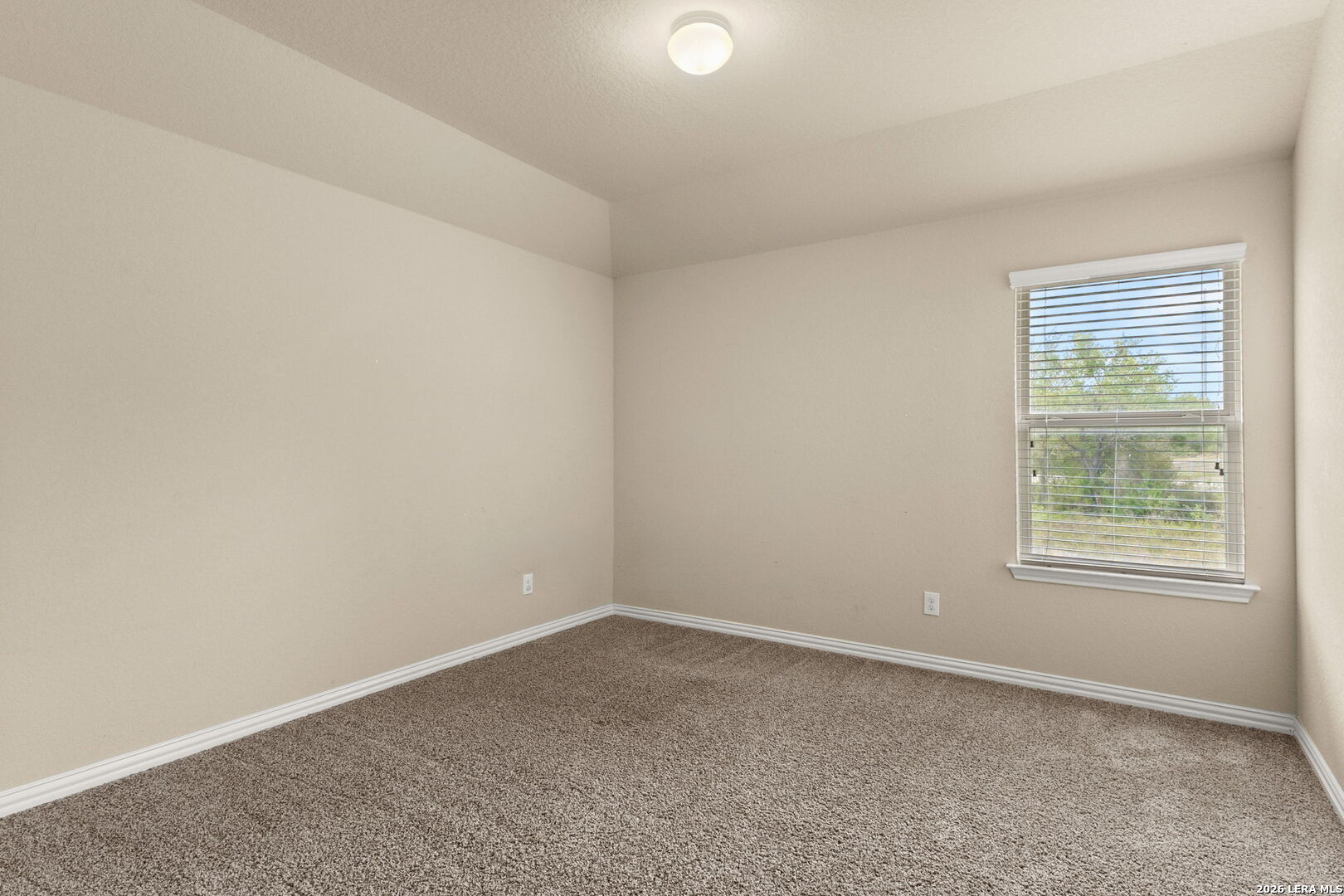 5613 CROSS OVER RD, New Braunfels, TX 78132