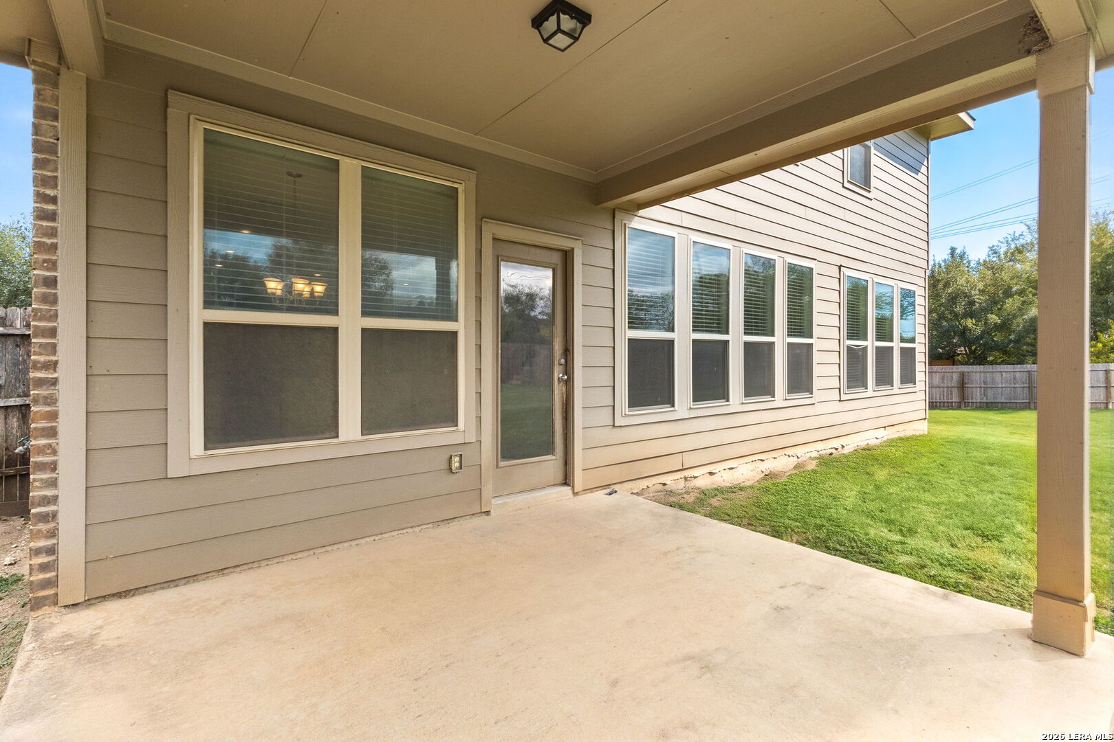 5613 CROSS OVER RD, New Braunfels, TX 78132