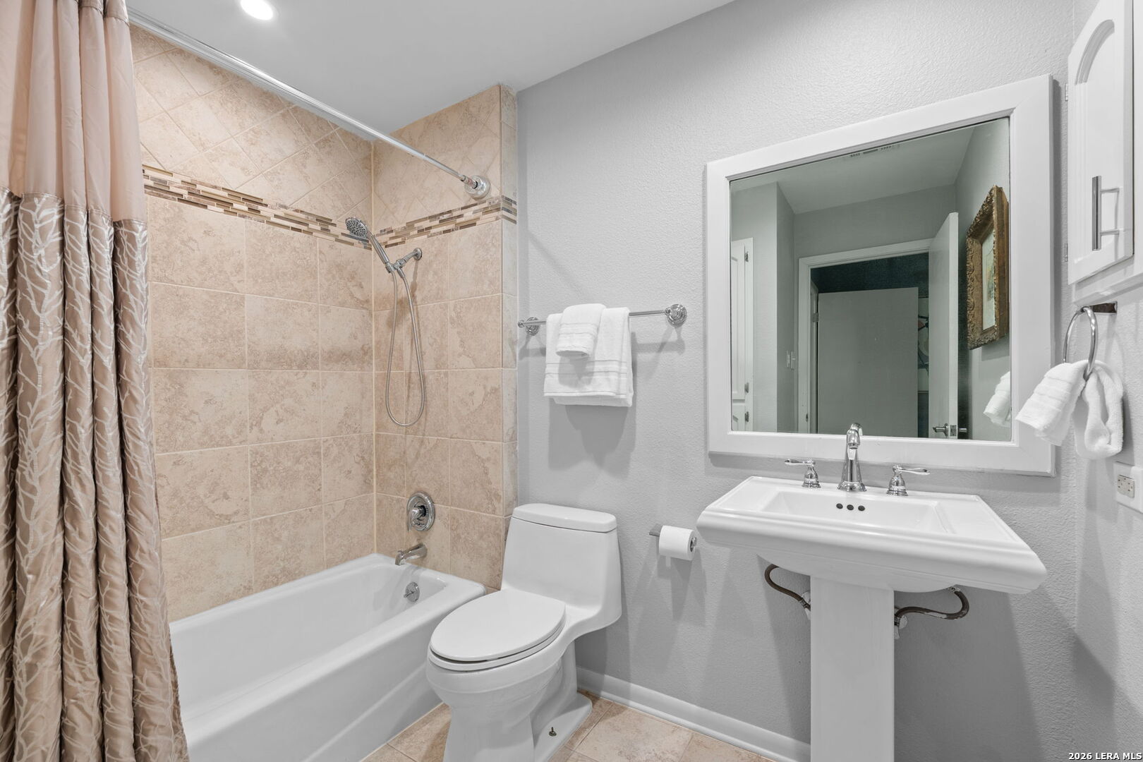 146 LORENZ RD, San Antonio, TX 78209