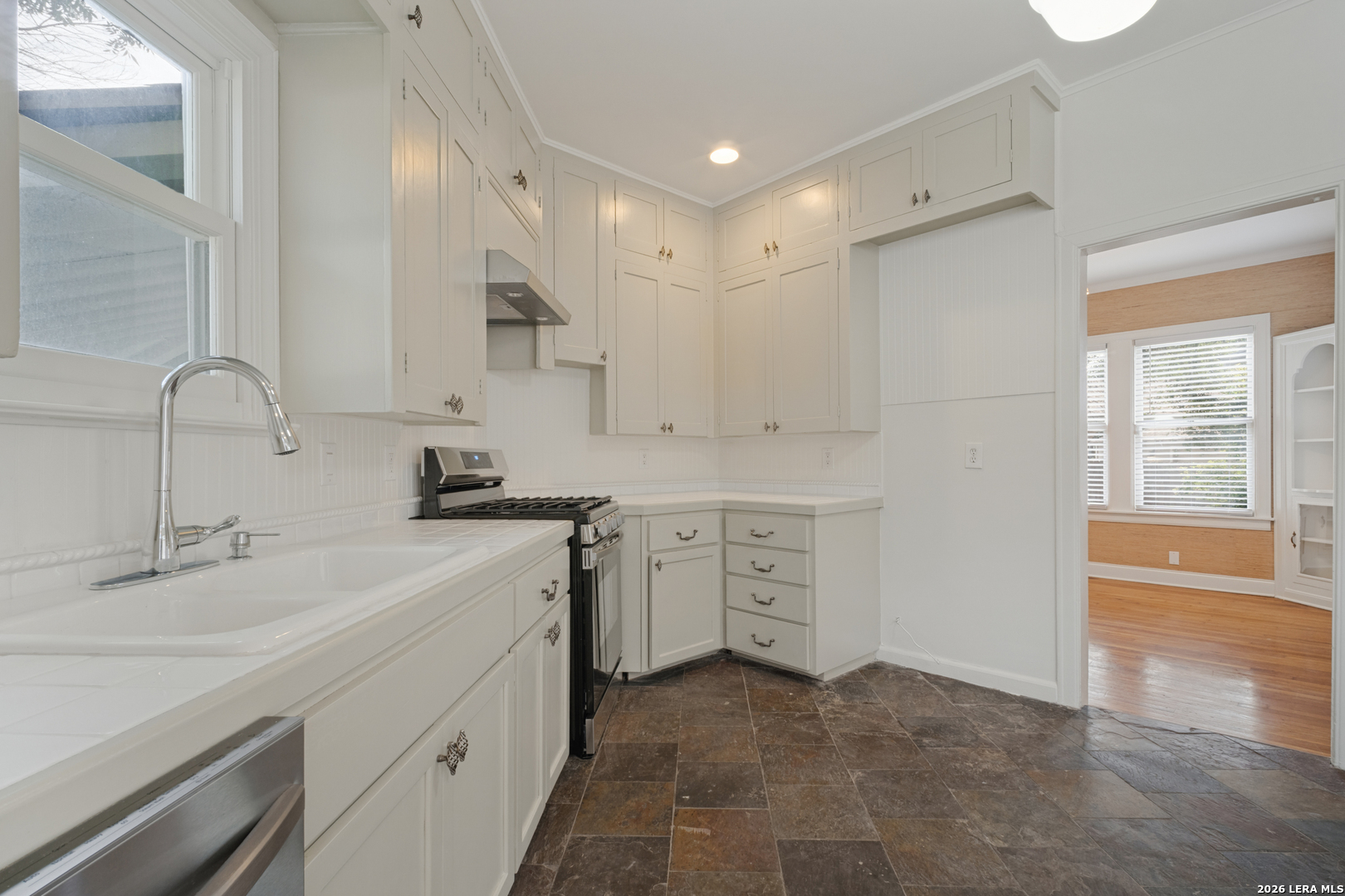 230 EVANS AVE, San Antonio, TX 78209