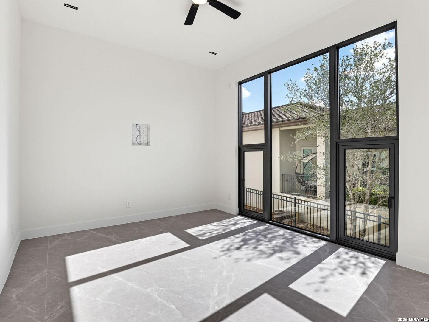 34 Via Aragon, San Antonio, TX 78257