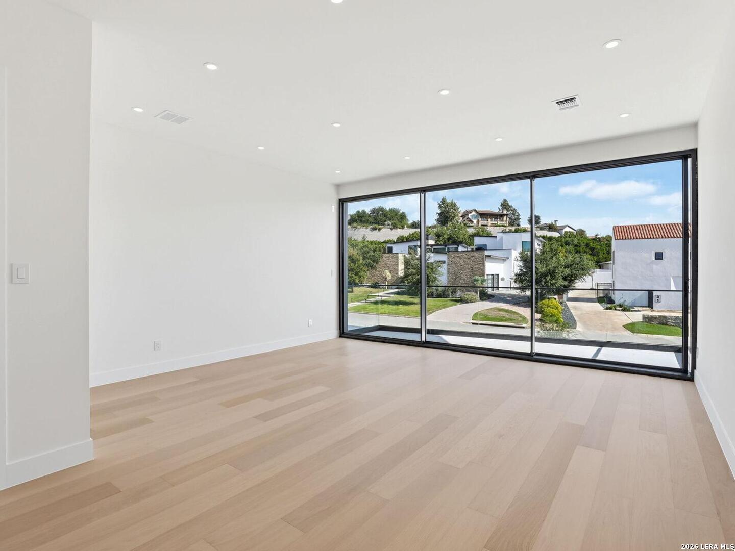 34 Via Aragon, San Antonio, TX 78257