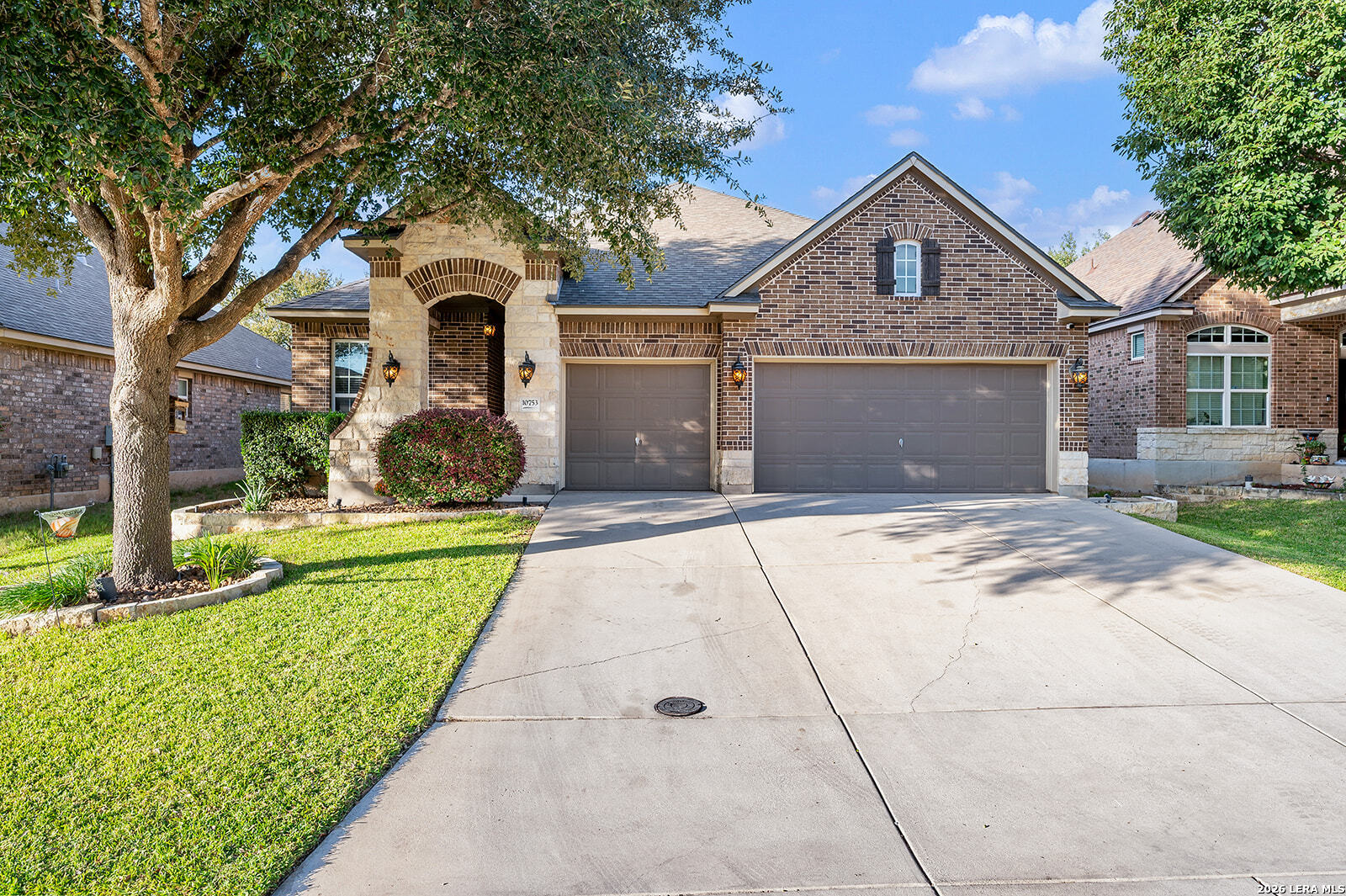 10753 Barnsford Ln, Helotes, TX 78023