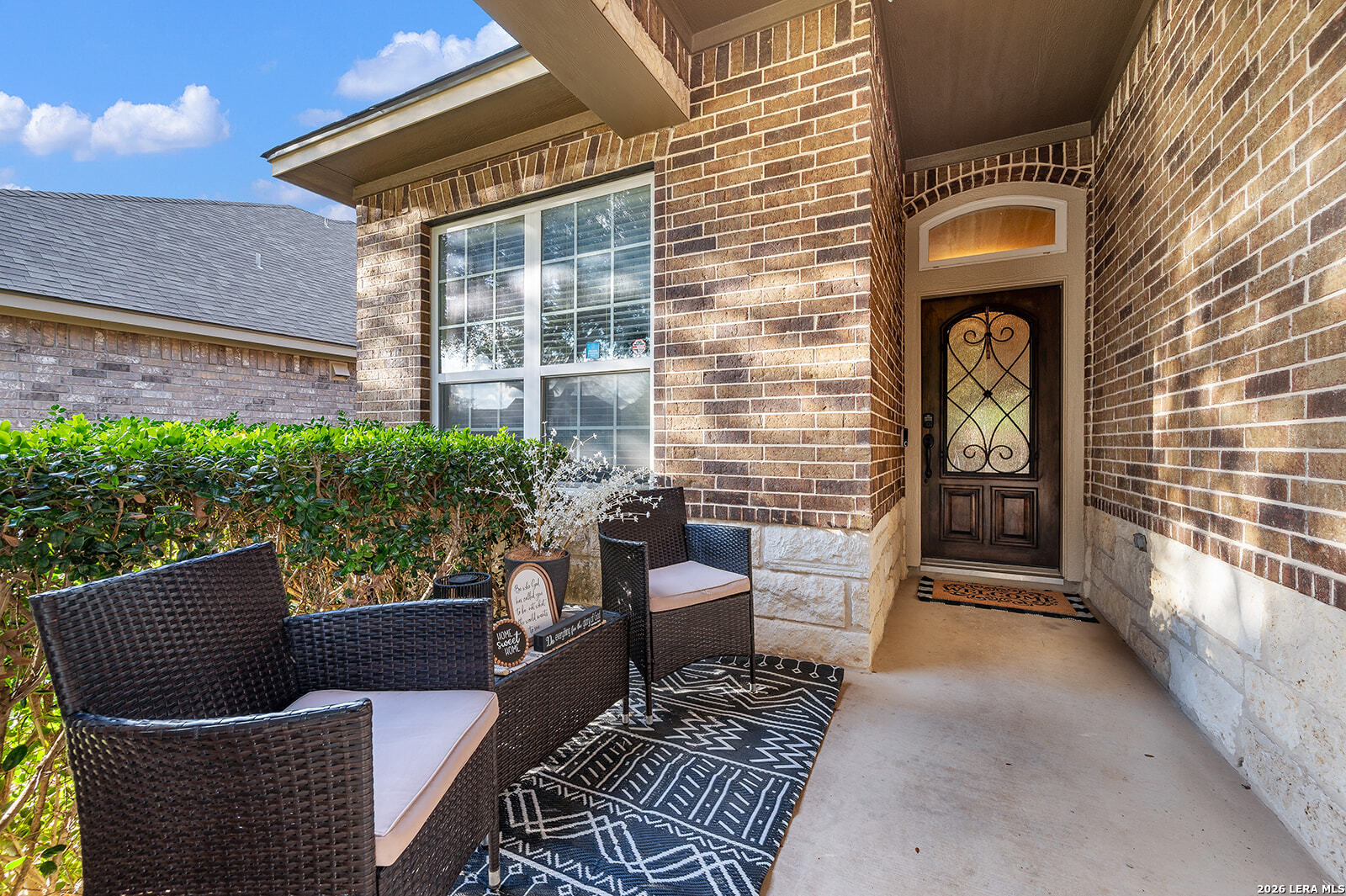 10753 Barnsford Ln, Helotes, TX 78023
