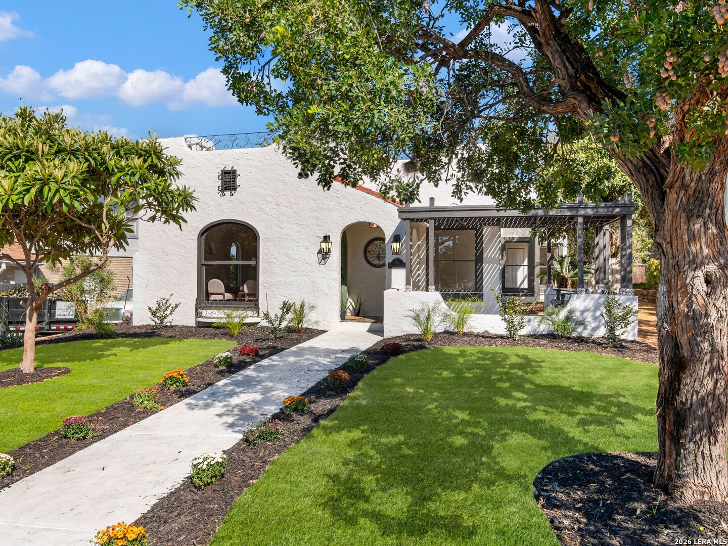 411 PARLAND PL, San Antonio, TX 78209