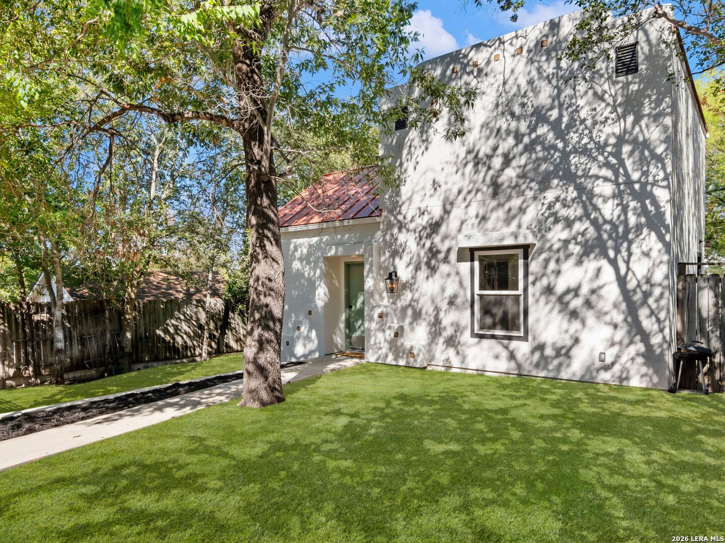 411 PARLAND PL, San Antonio, TX 78209