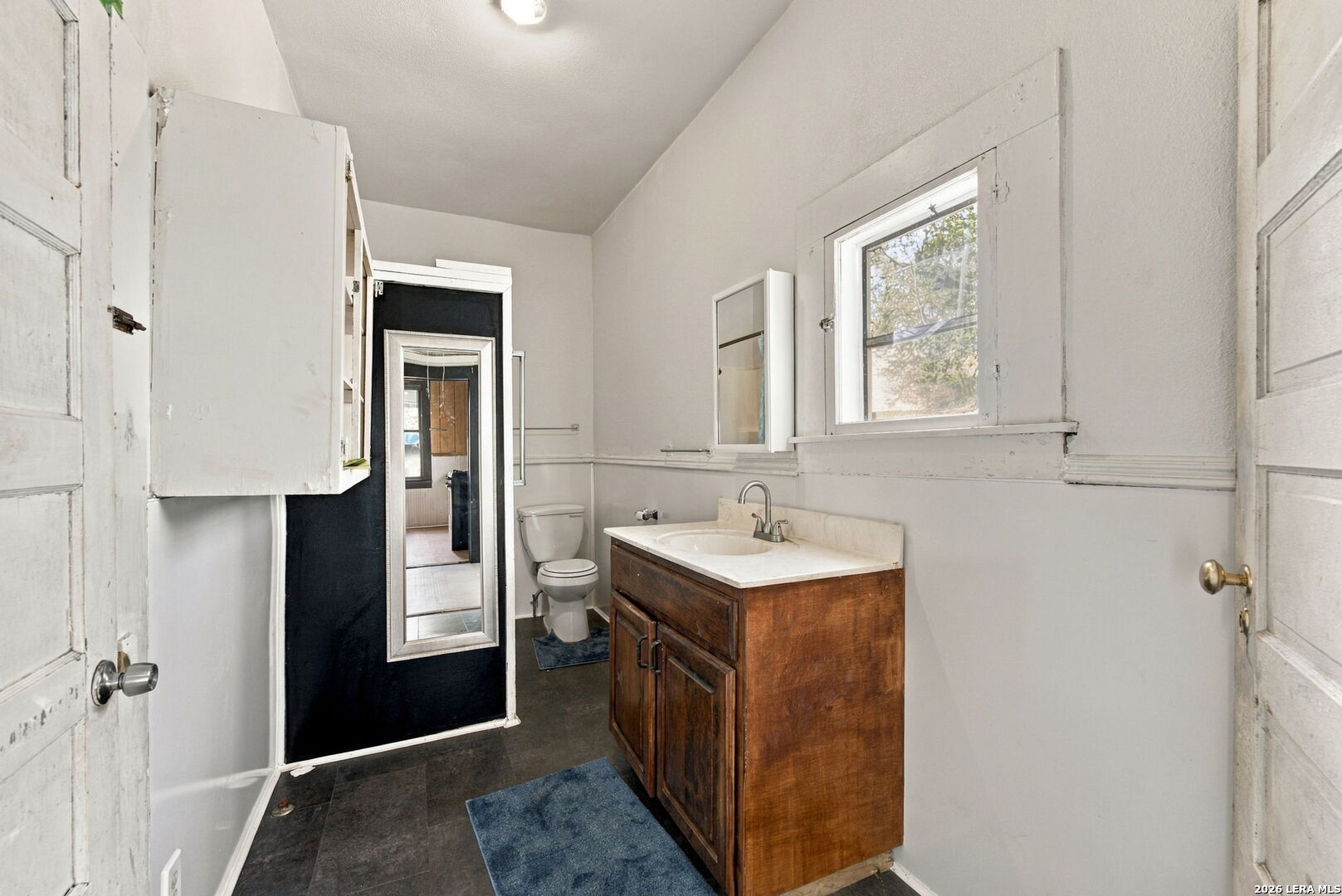 834 ARBOR PL, San Antonio, TX 78207
