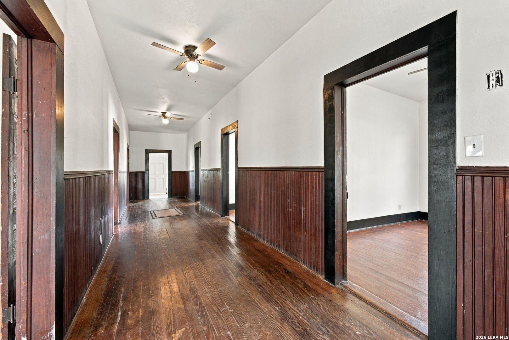 834 ARBOR PL, San Antonio, TX 78207