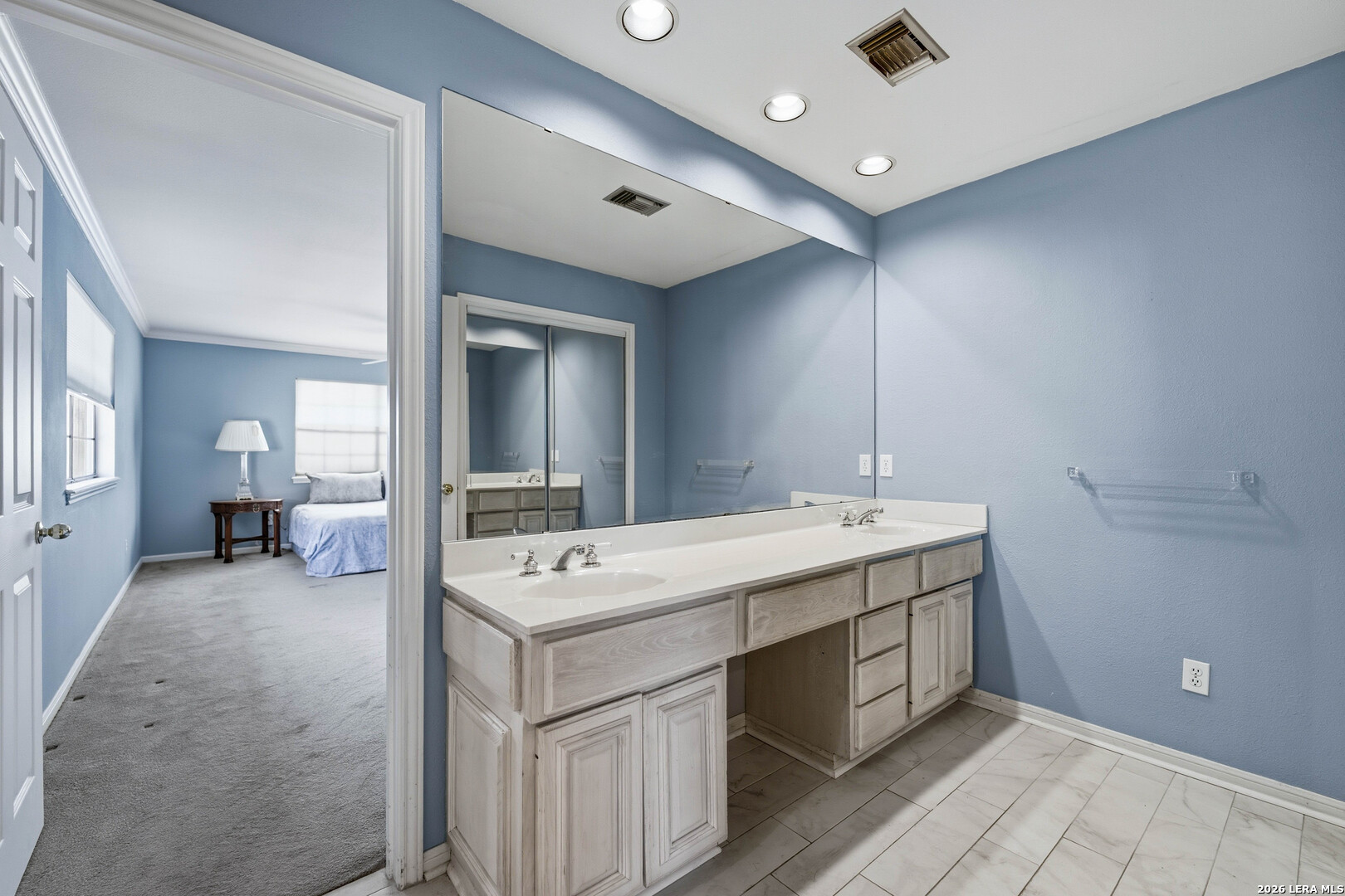 377 Us Highway 181 S, Floresville, TX 78114