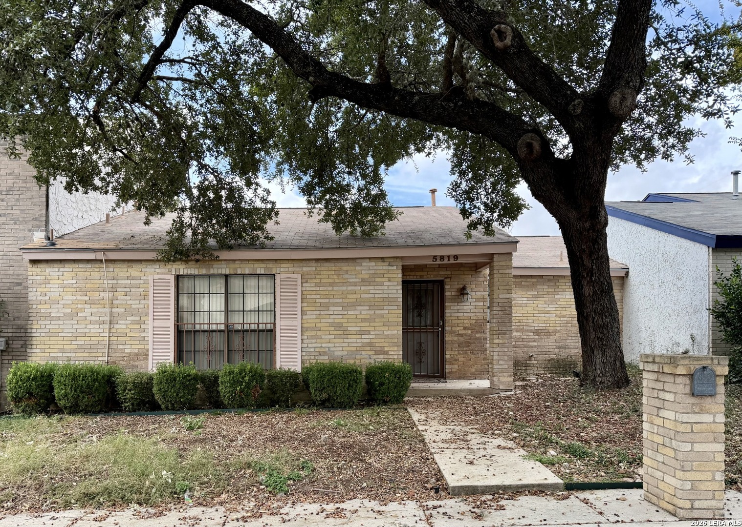 Property photo for 5819 Rue Royale, San Antonio, TX