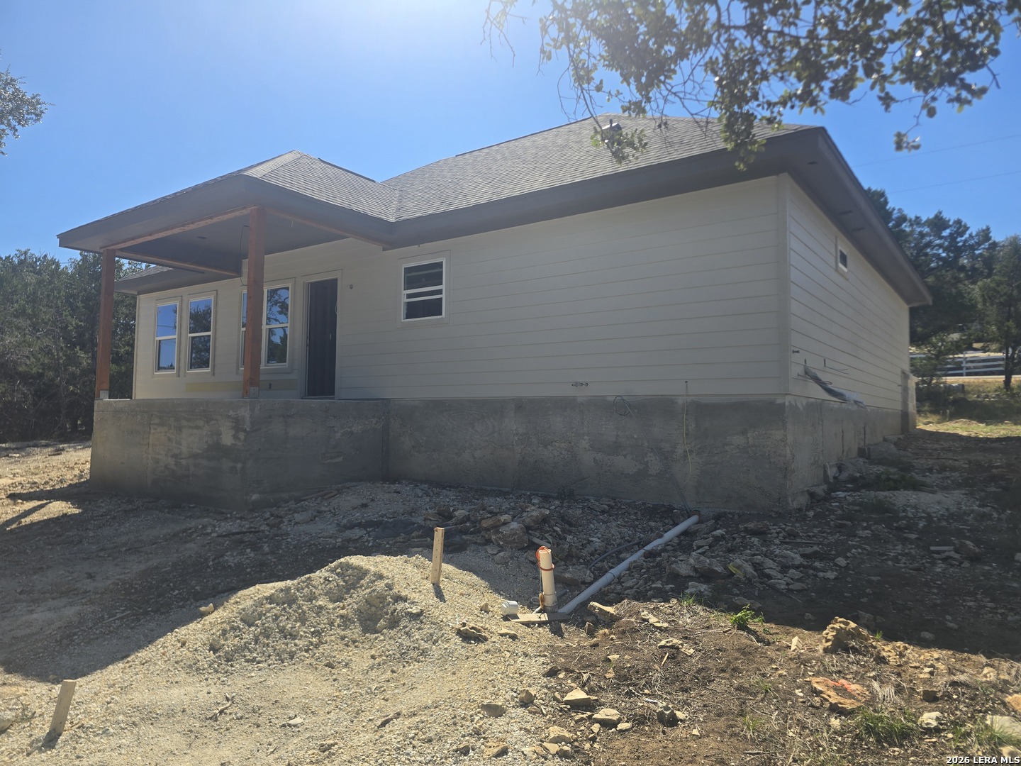 1181 STALLION SPRINGS DR, Fischer, TX 78623