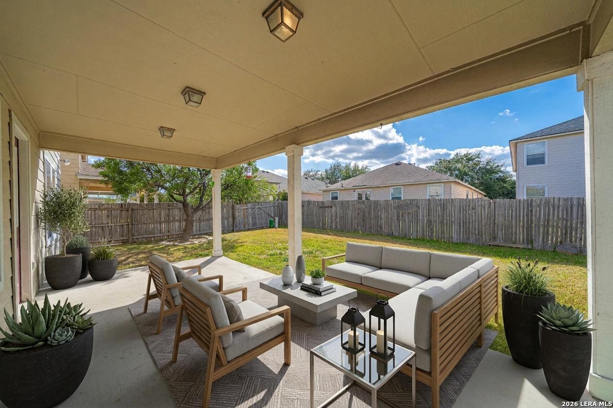2111 RED ROCK XING, San Antonio, TX 78245