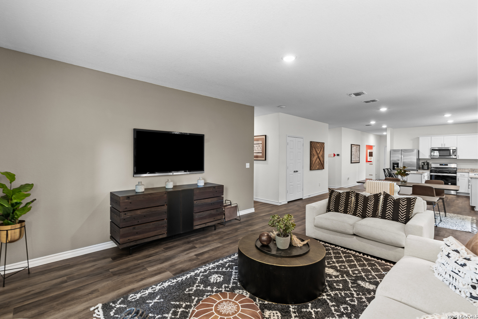 204 JERSEY LN, Boerne, TX 78006