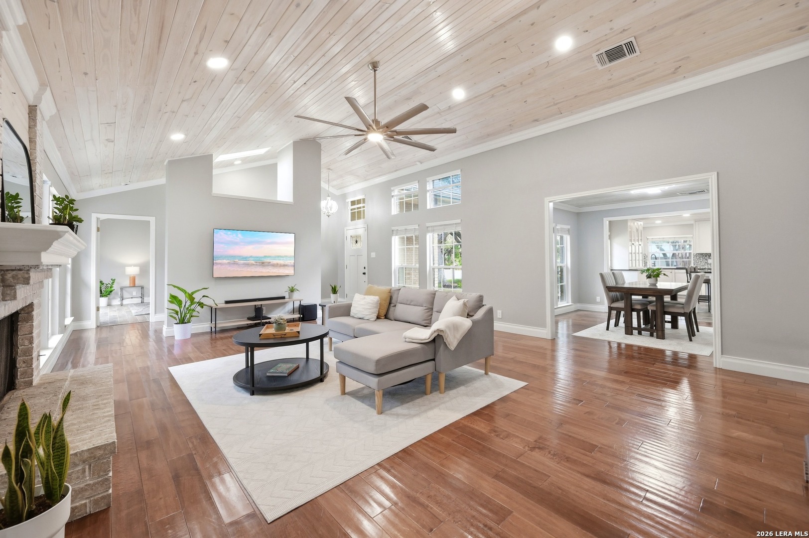Property photo for 137 Broken Spur, Universal City, TX