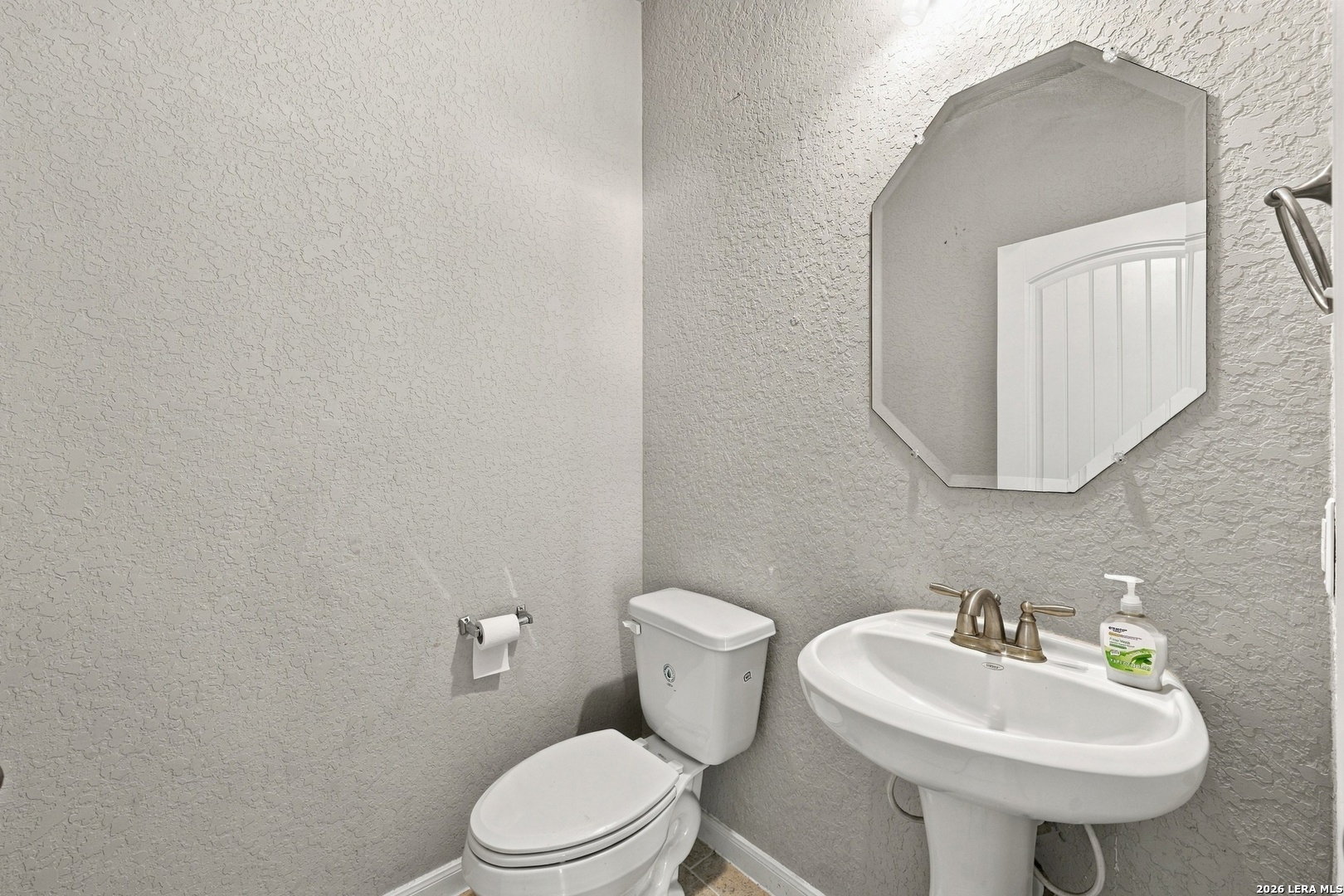 6022 SNORKEL SQ, Converse, TX 78109
