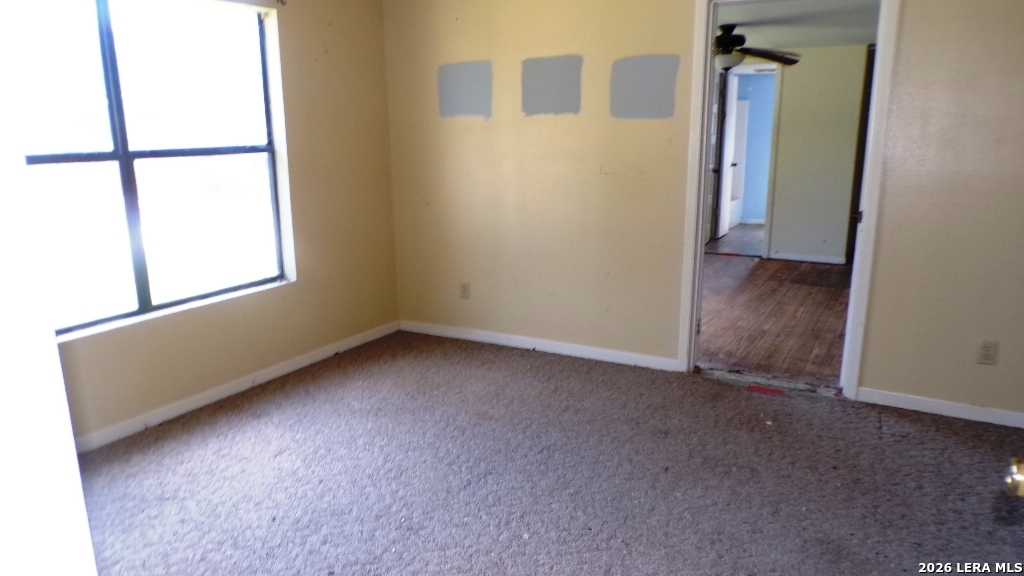 1603 HACKBERRY ST, Three Rivers, TX 78071