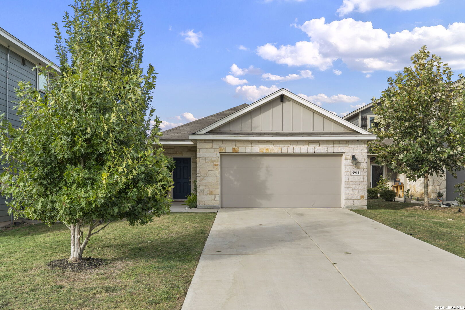 9911 La Lila Way, San Antonio, TX 78224