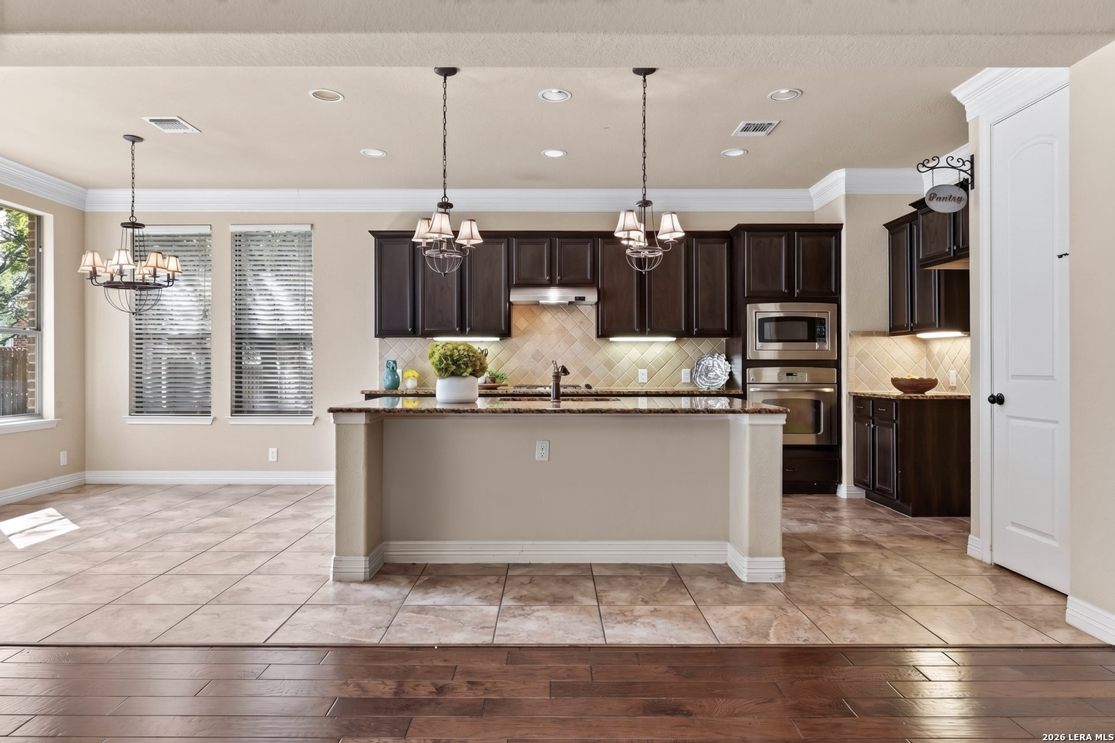 8706 Woodland Bend, San Antonio, TX 78255