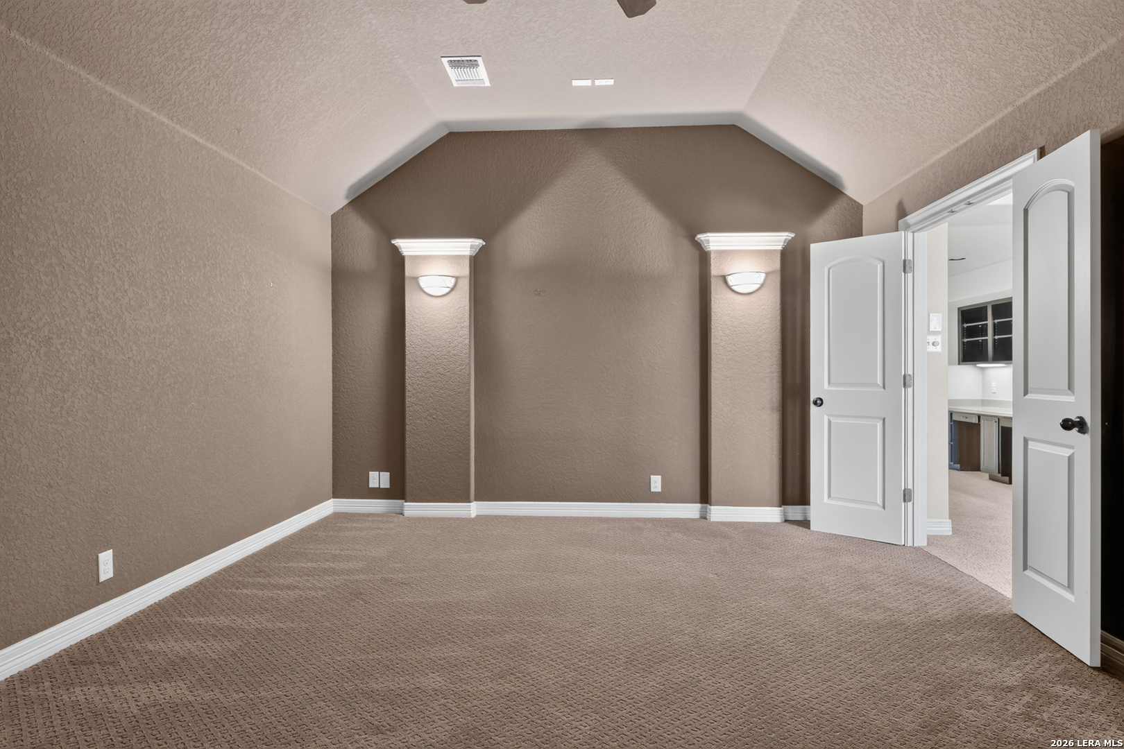 8706 Woodland Bend, San Antonio, TX 78255