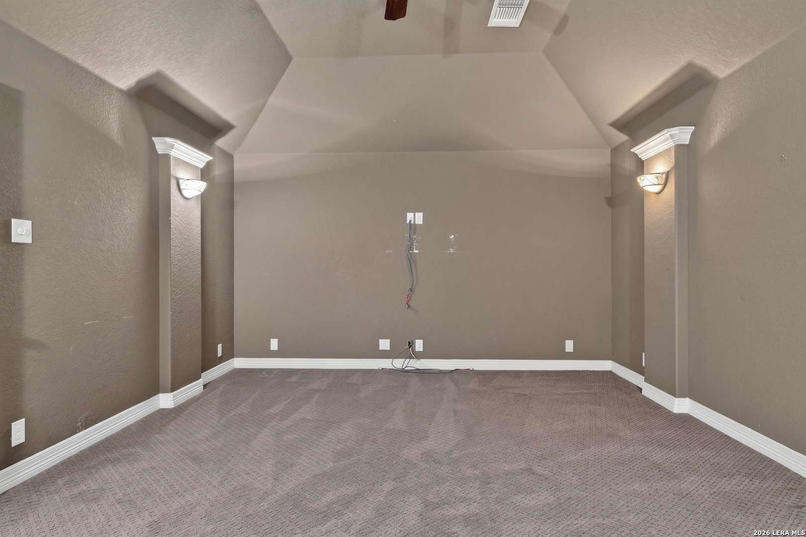 8706 Woodland Bend, San Antonio, TX 78255