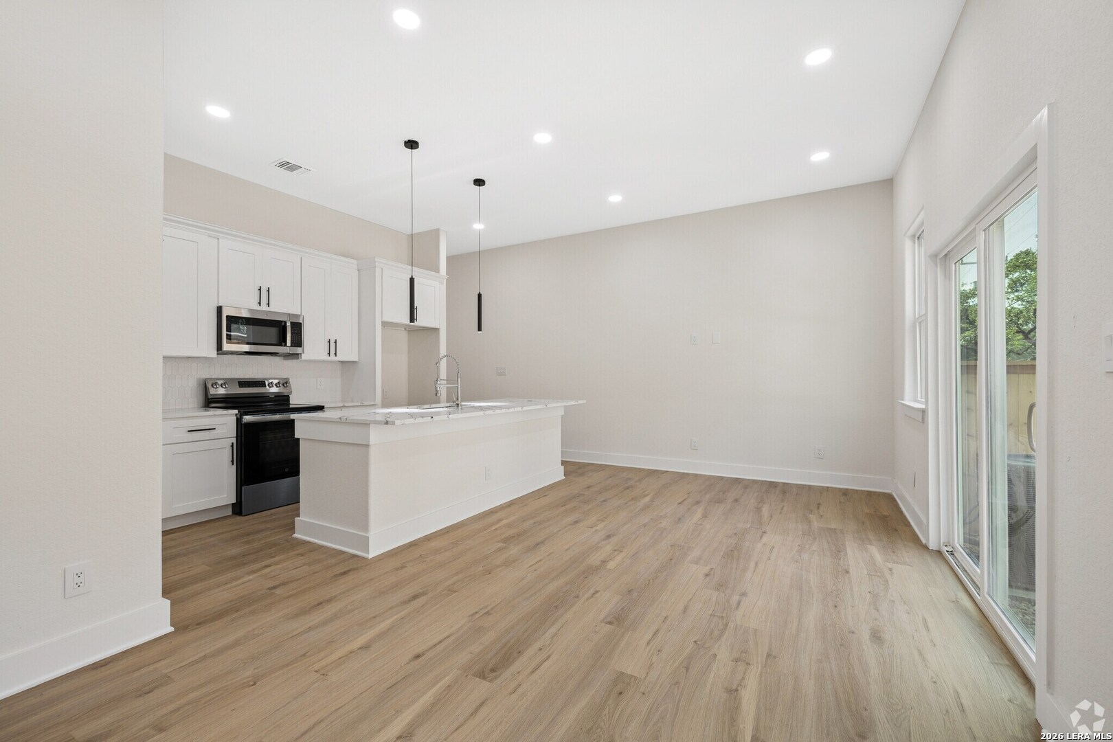 11710 Vance Jackson Rd, #302, San Antonio, TX 78230