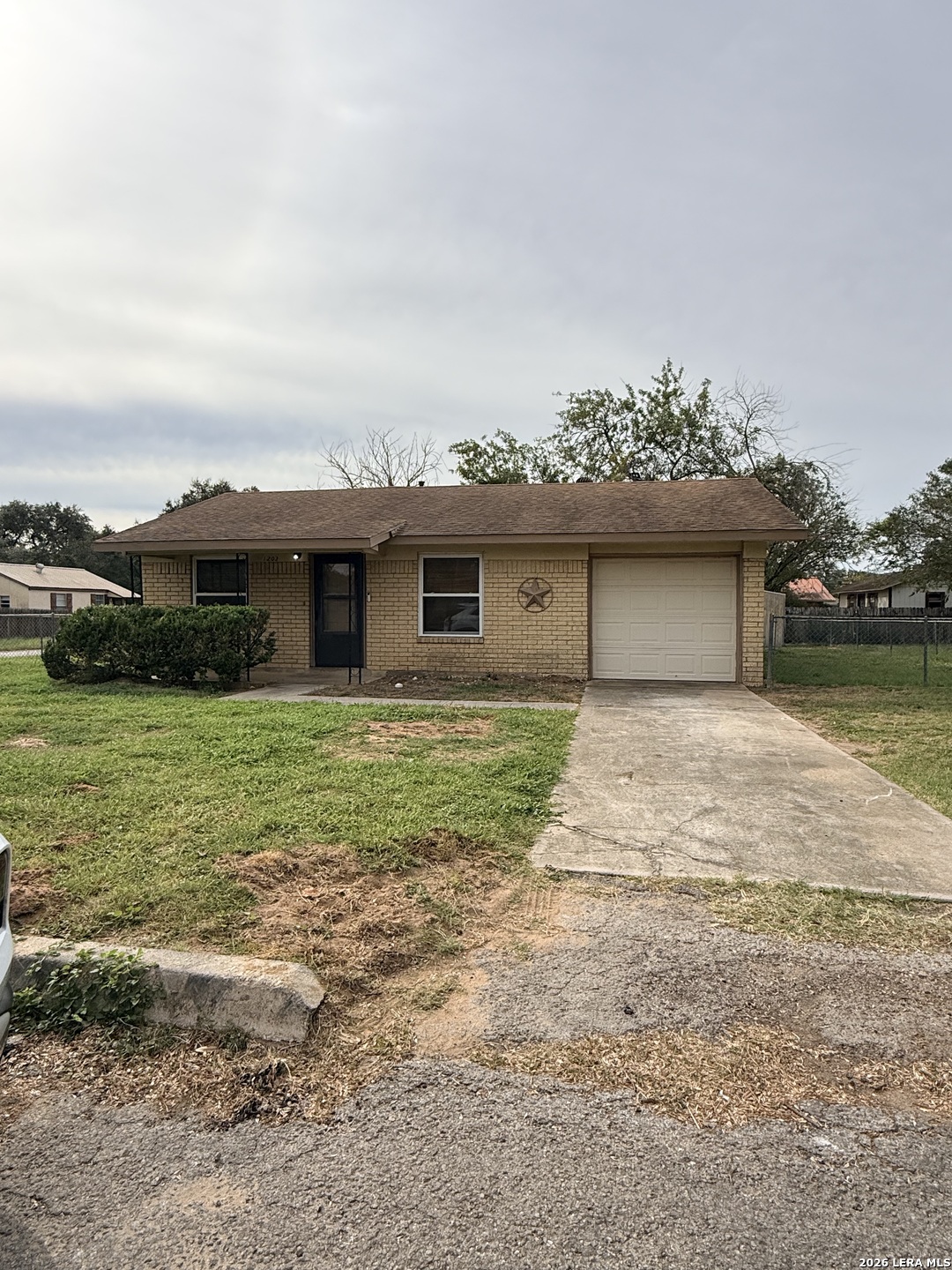 Property photo for 1203 VIVIAN ST, Pleasanton, TX
