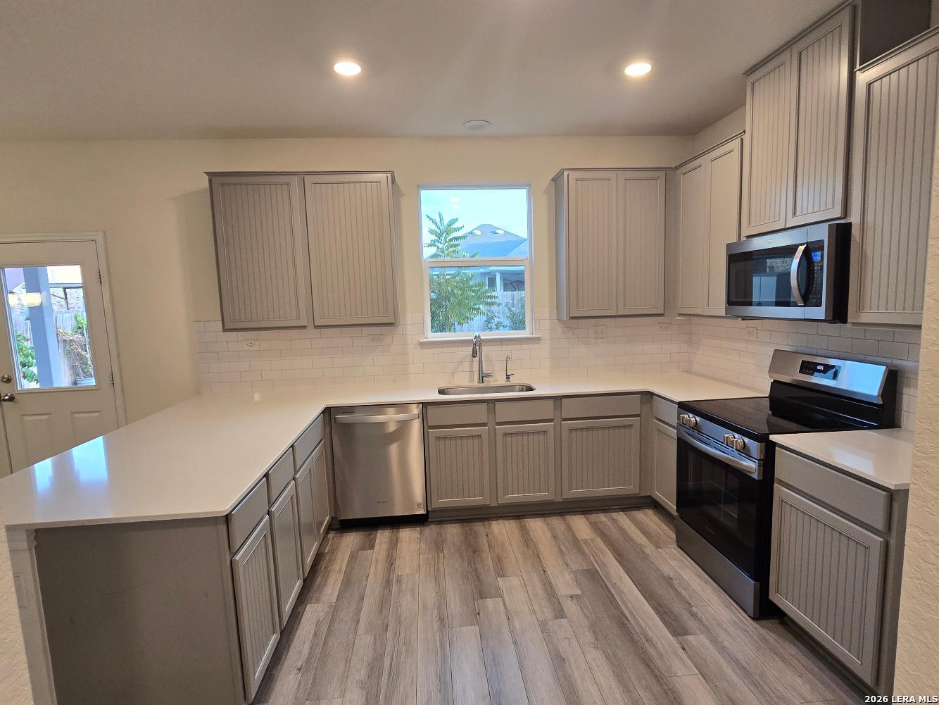 1942 Brandywine, New Braunfels, TX 78130