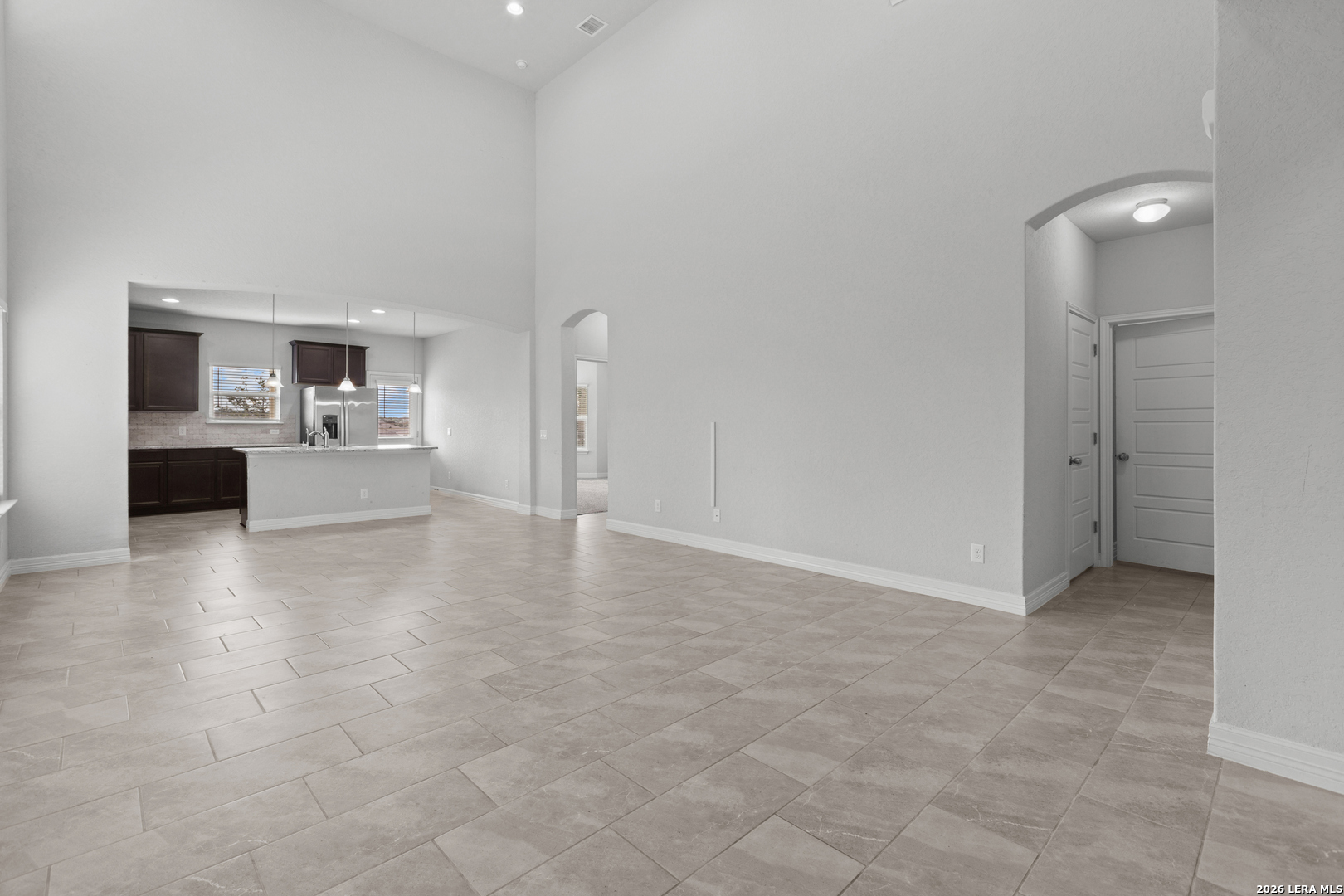 1211 PETUNIA BLF, San Antonio, TX 78245
