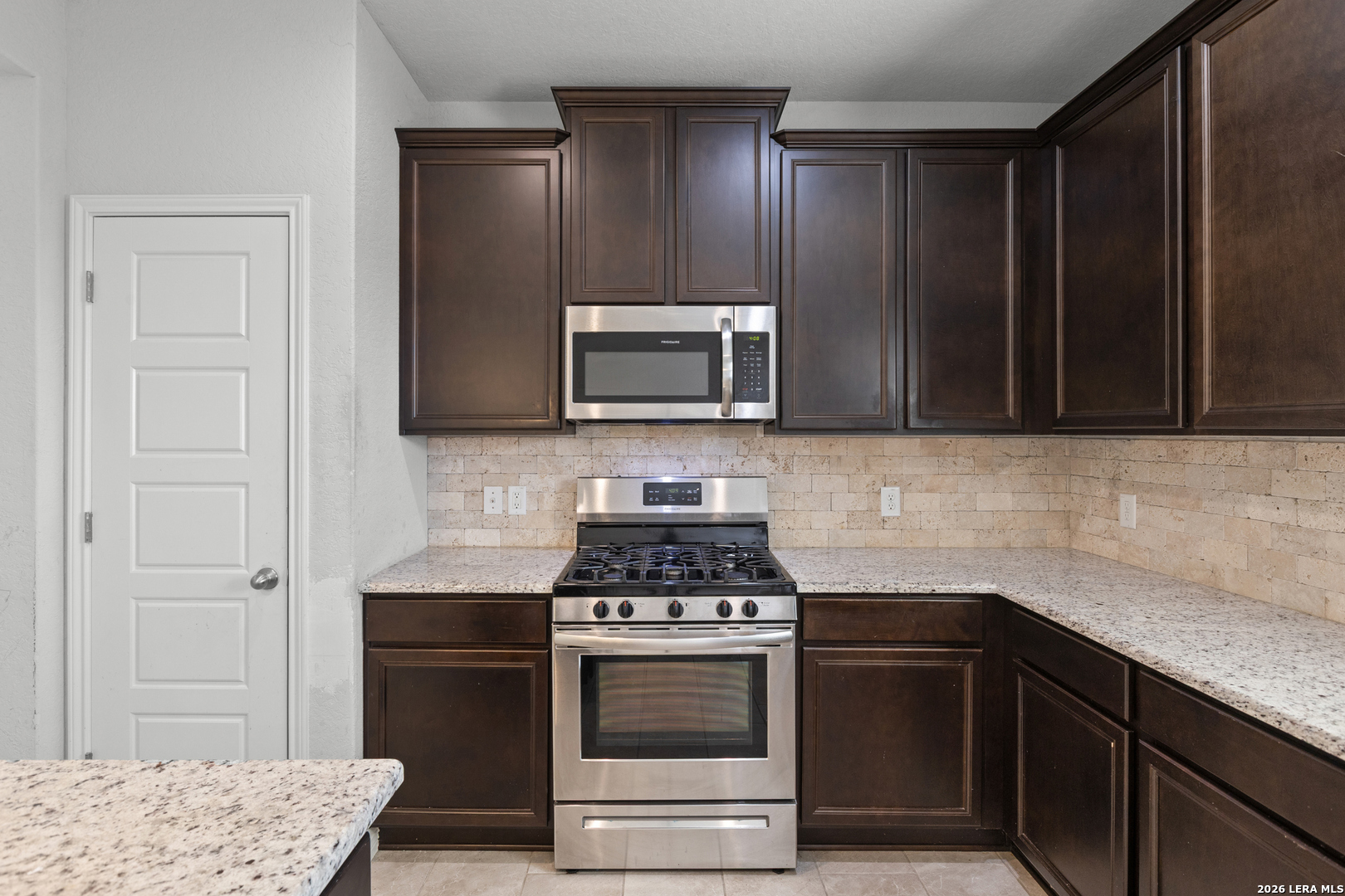 1211 PETUNIA BLF, San Antonio, TX 78245