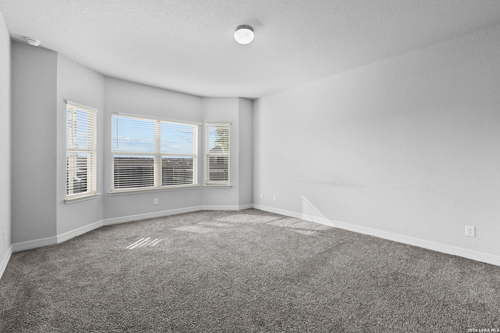 1211 PETUNIA BLF, San Antonio, TX 78245