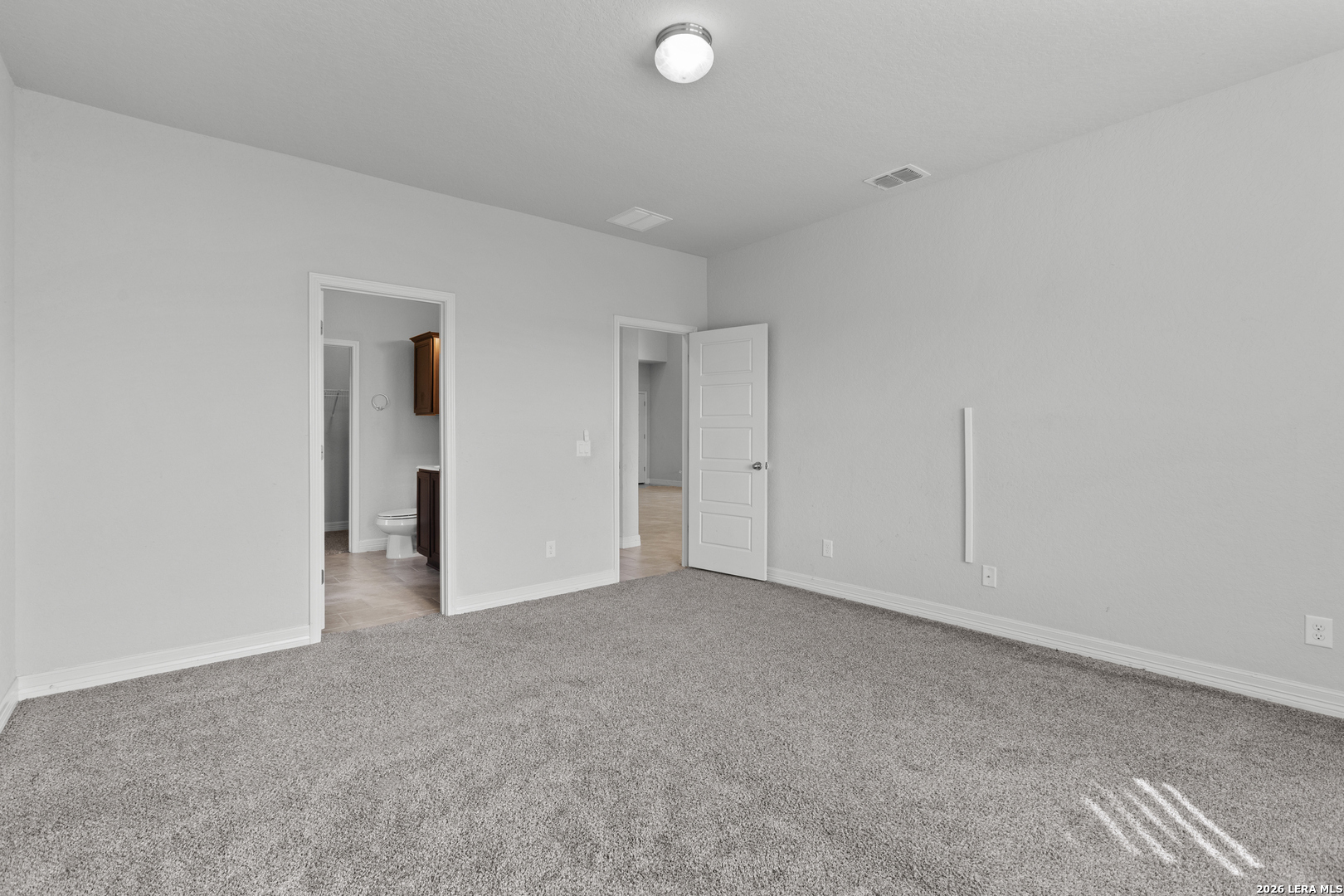 1211 PETUNIA BLF, San Antonio, TX 78245