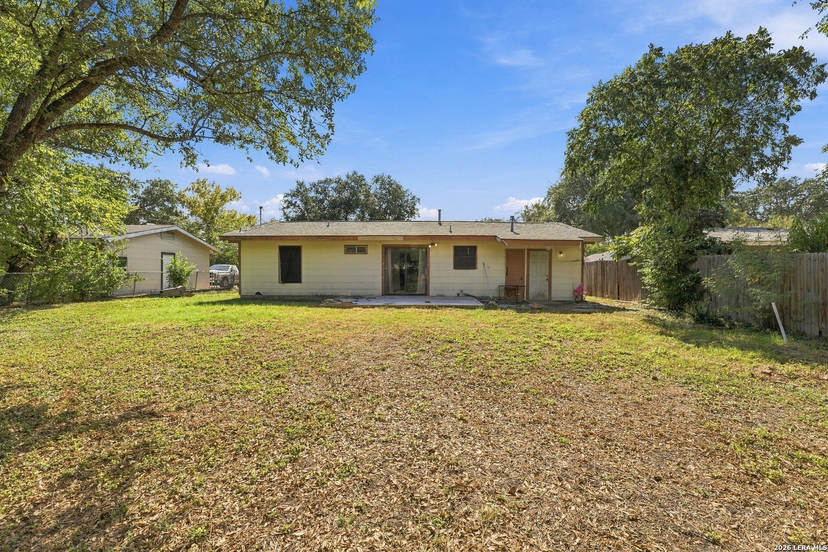 7611 STAGECOACH LN, San Antonio, TX 78227