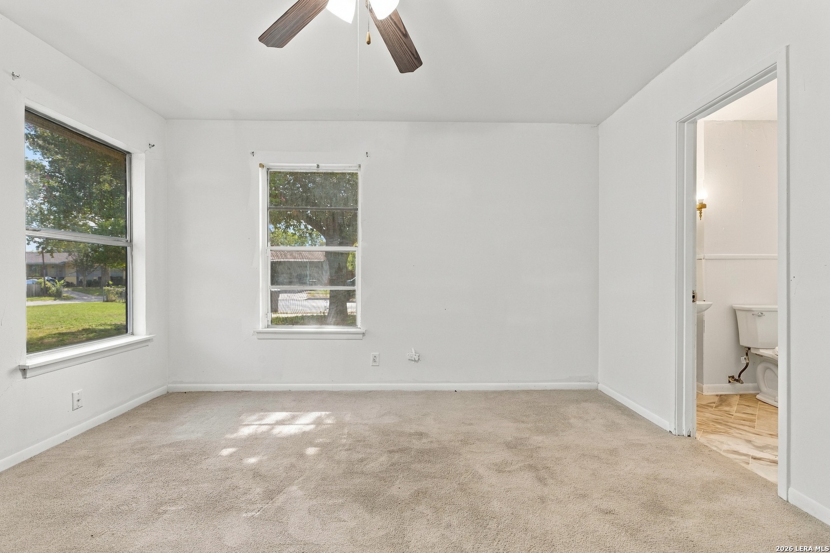 7611 STAGECOACH LN, San Antonio, TX 78227