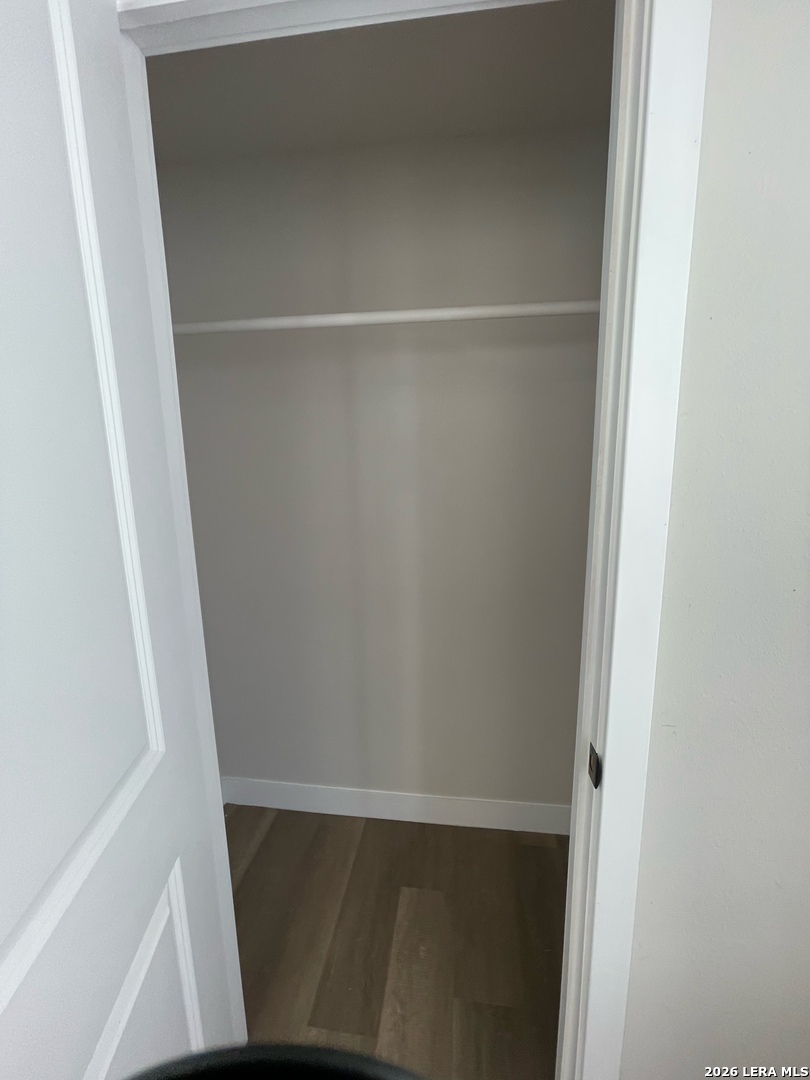 220 N PINTO ST, San Antonio, TX 78207