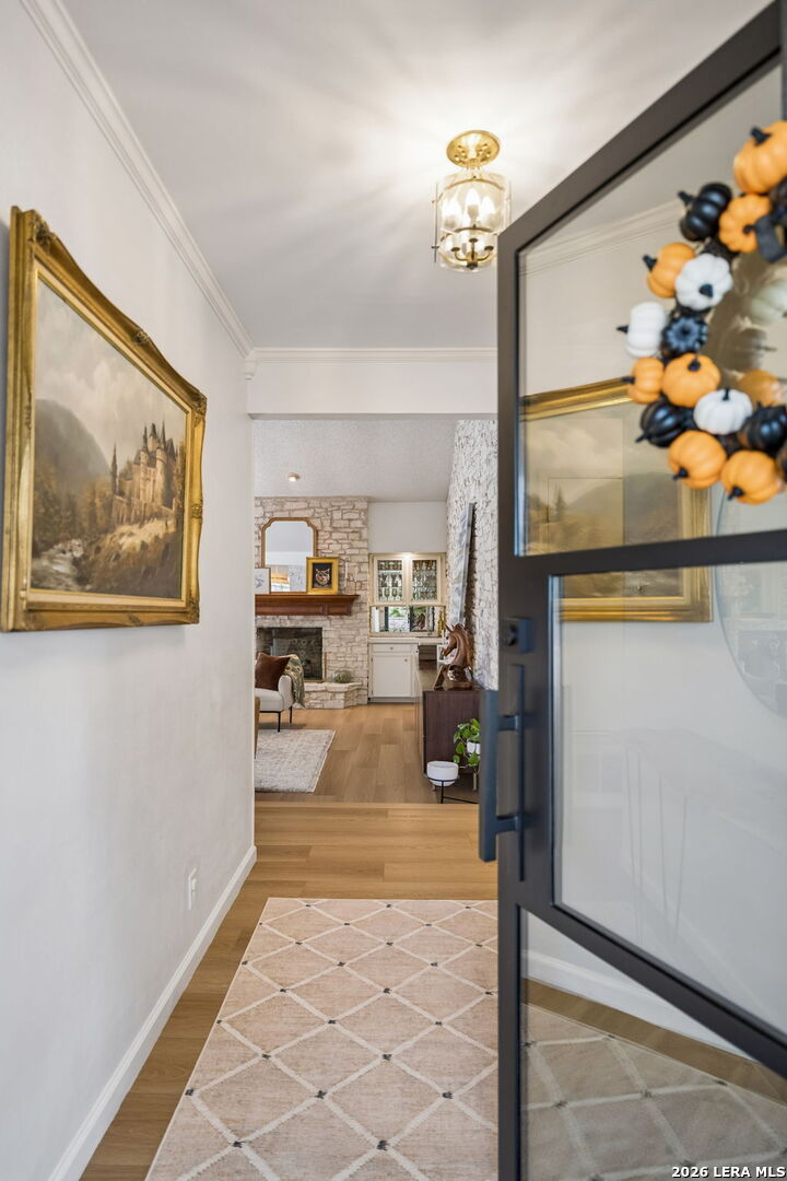 Entry/Foyer