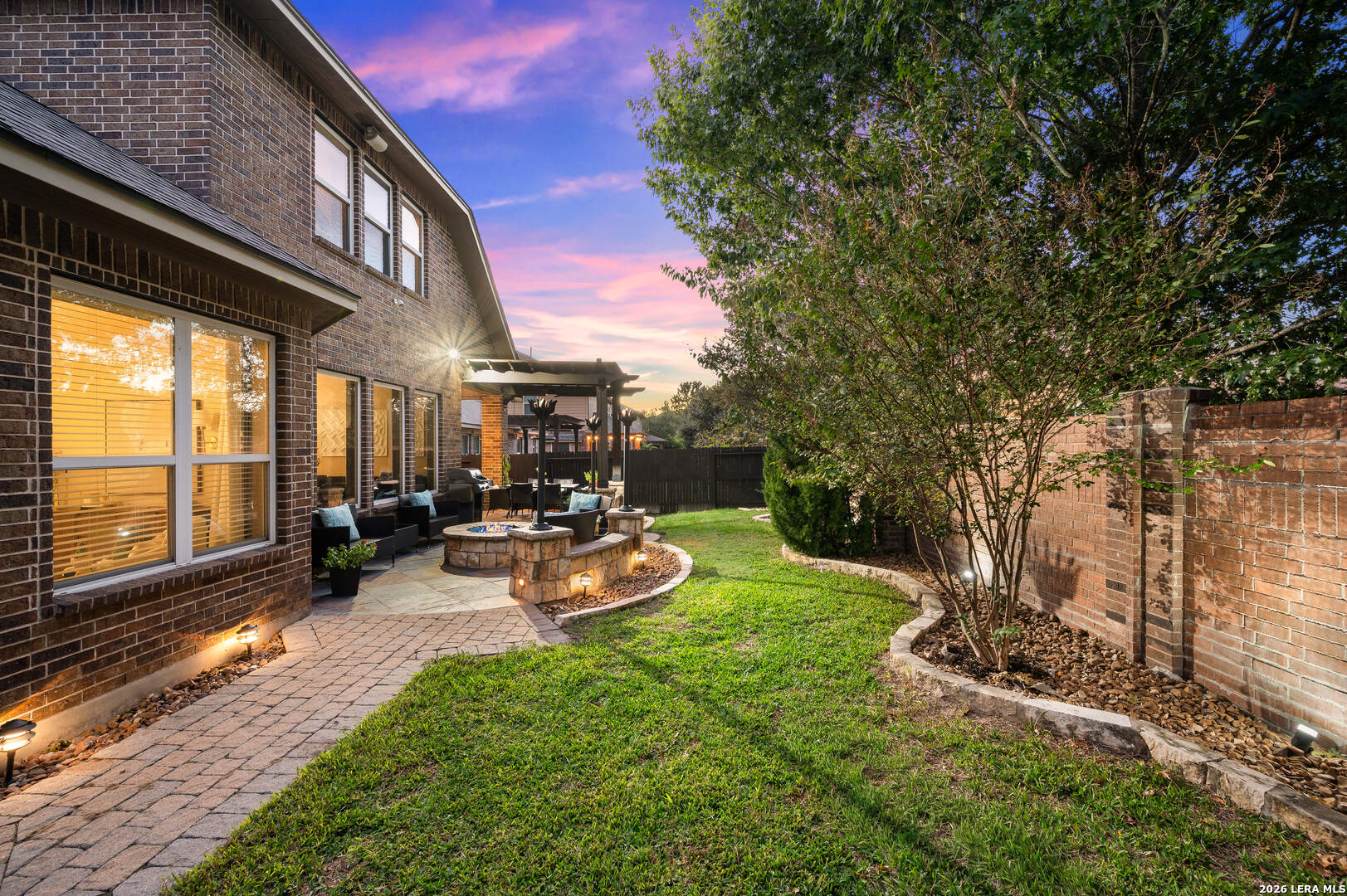 10753 Barnsford Ln, Helotes, TX 78023