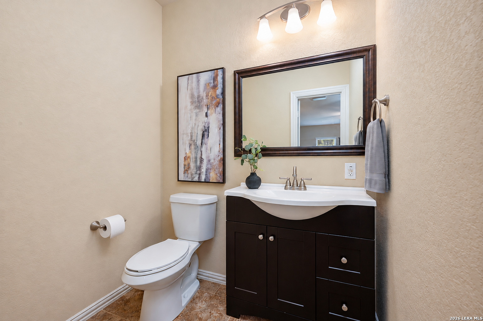 10753 Barnsford Ln, Helotes, TX 78023